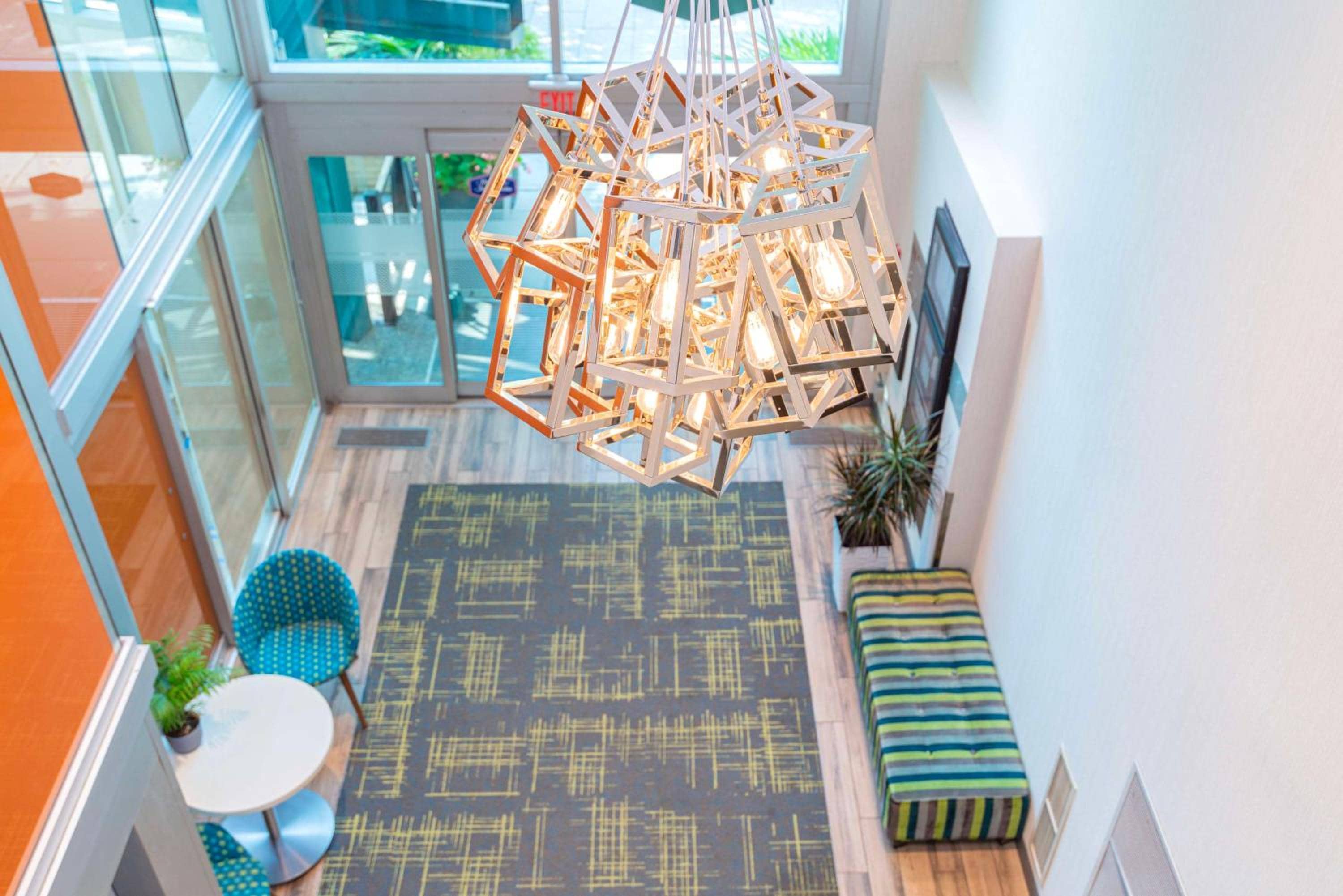 Hampton Inn & Suites, by Hilton - Vancouver Downtown — 5
