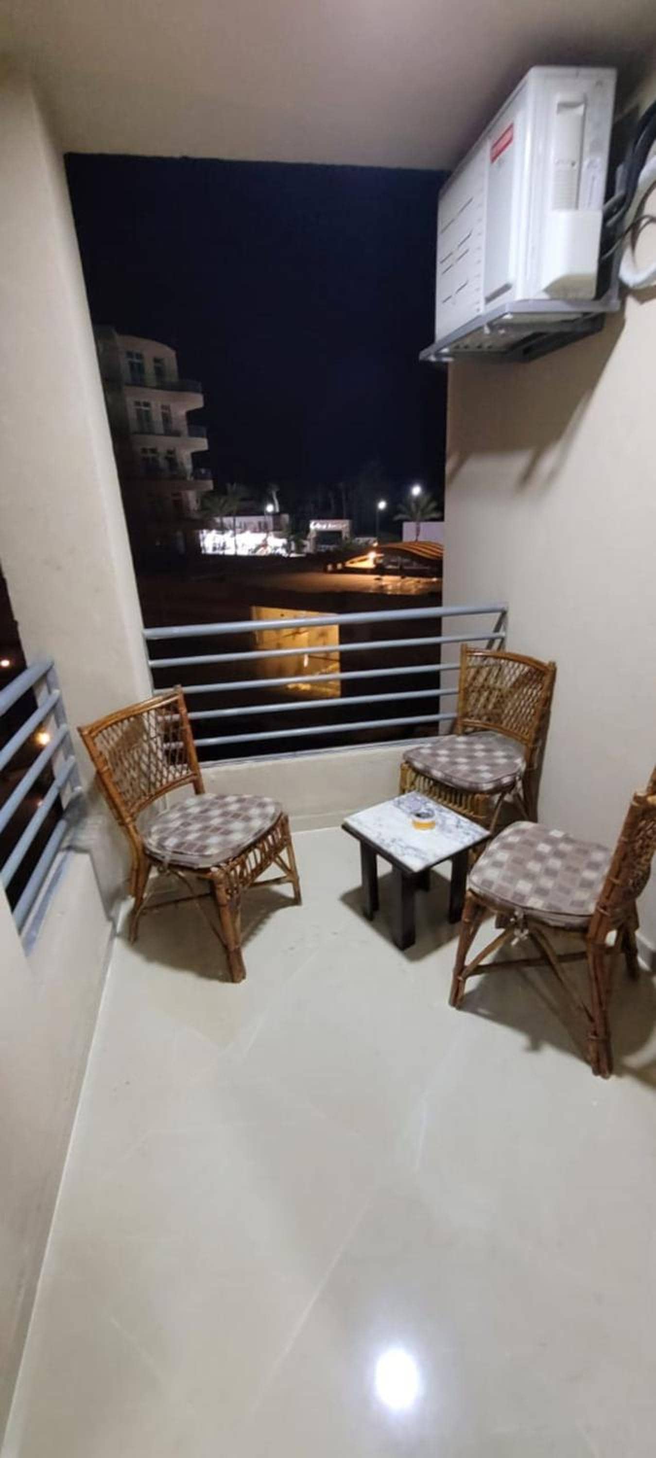 Holiday studio with seaview, Amazing for couples, Sunny & SeaView & Free Wi-fi — 4