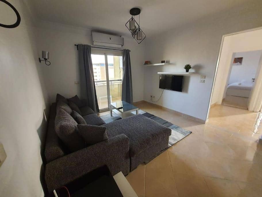Stylish and luxurious apartment — 4