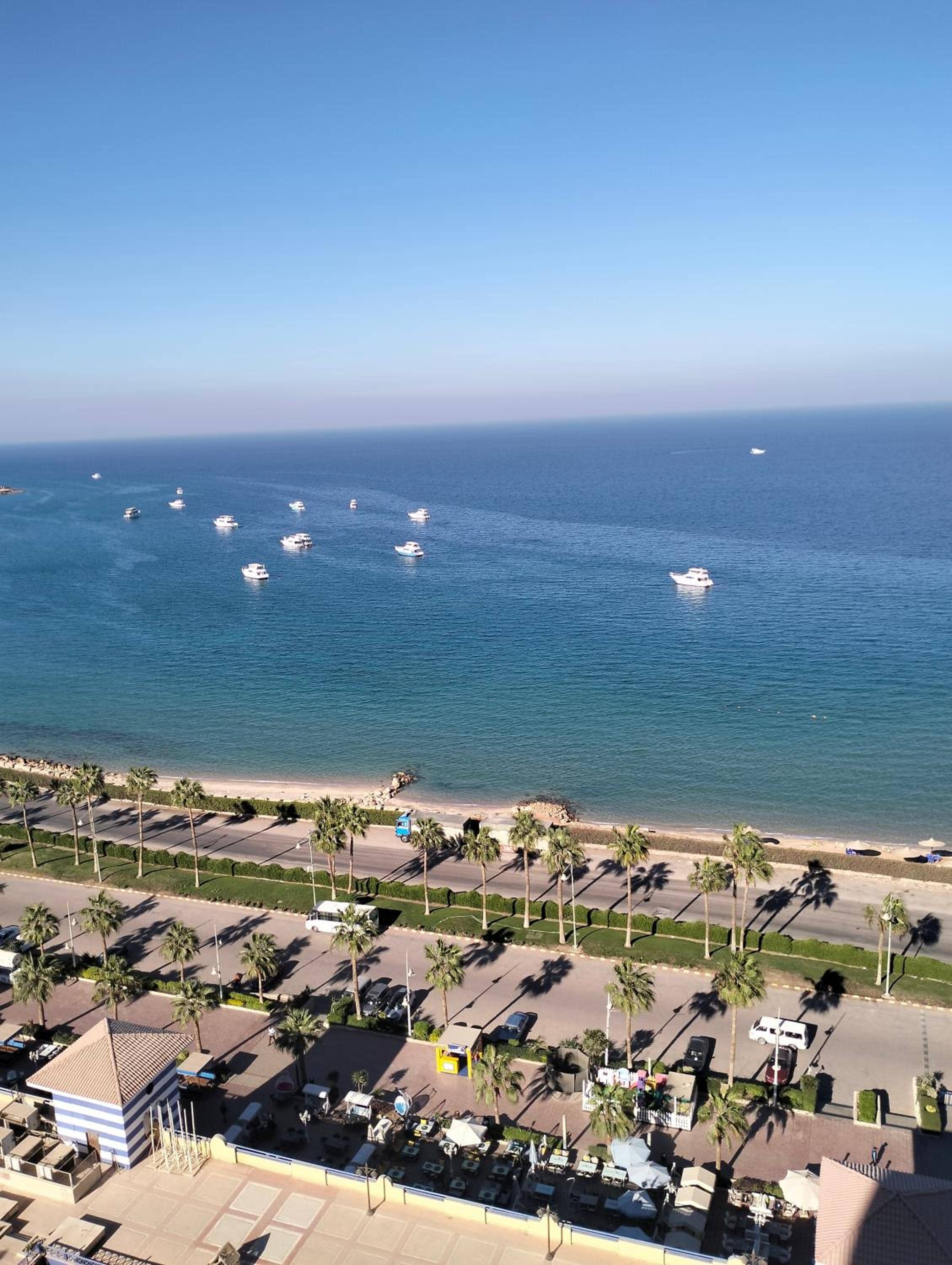 Aparments with seaview in porto sokhna pyramids_familiesonly — 2