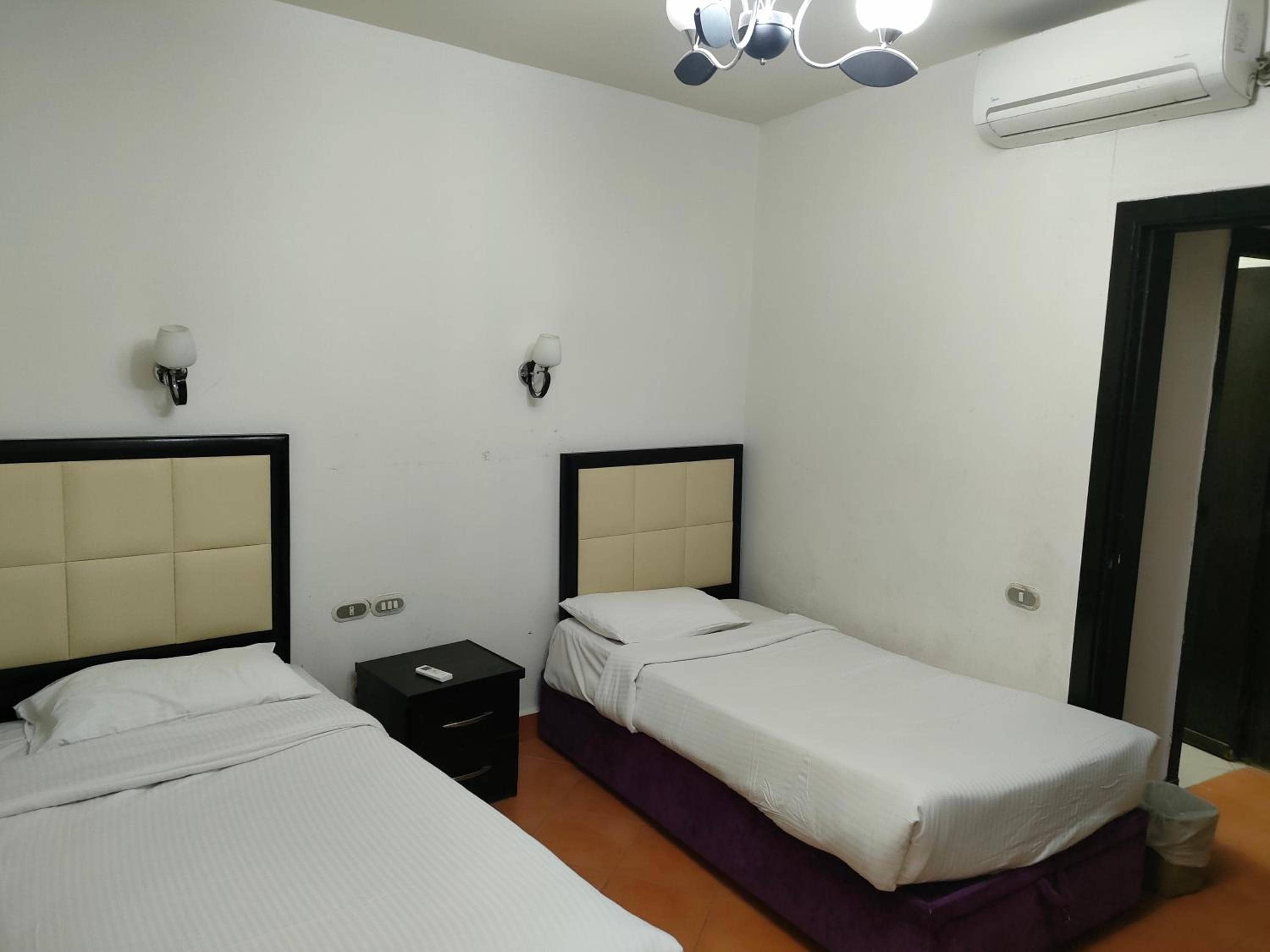 porto sokhna pyramids apartment families only — 3