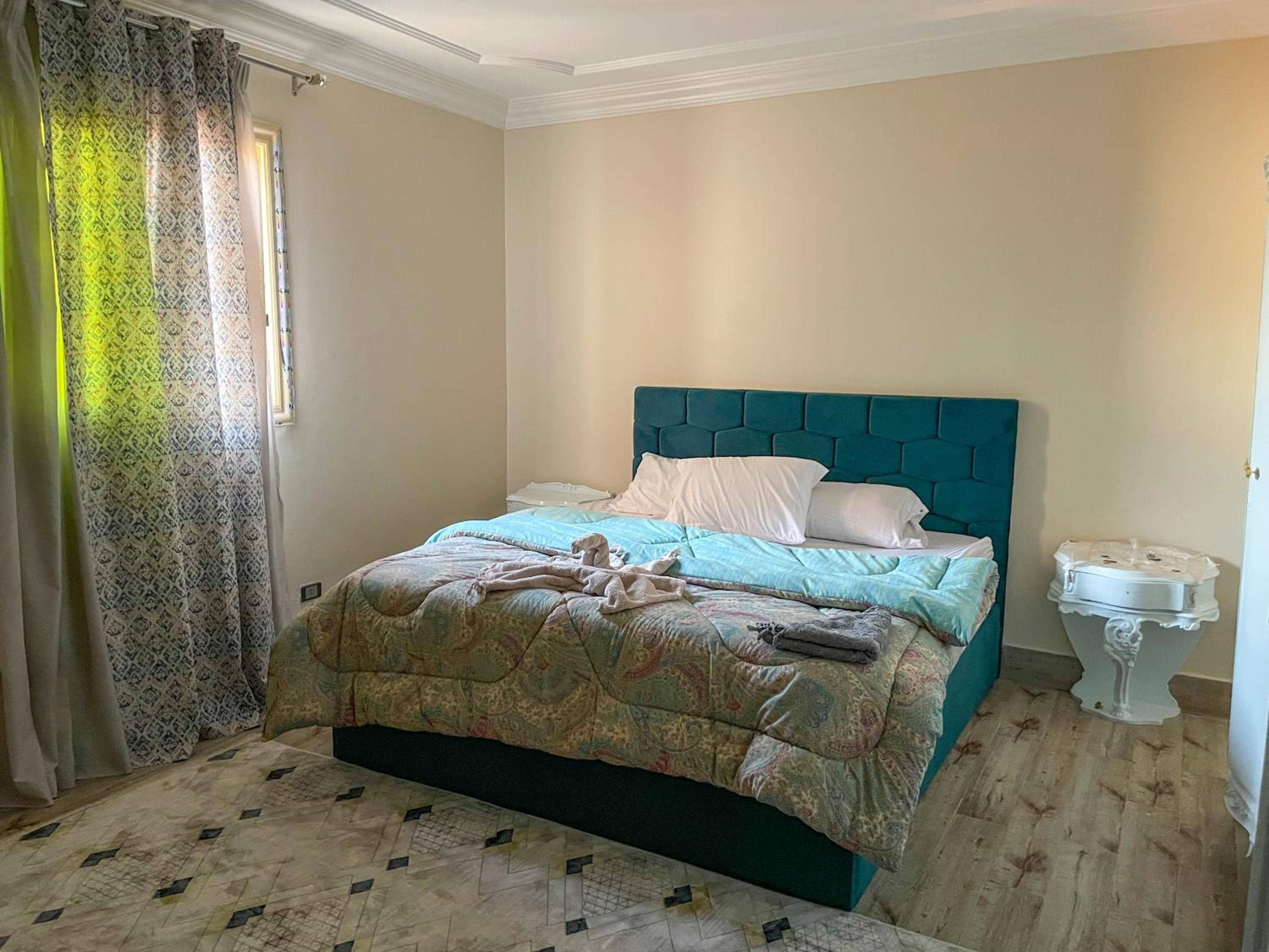Chez l'ami hotel — 5