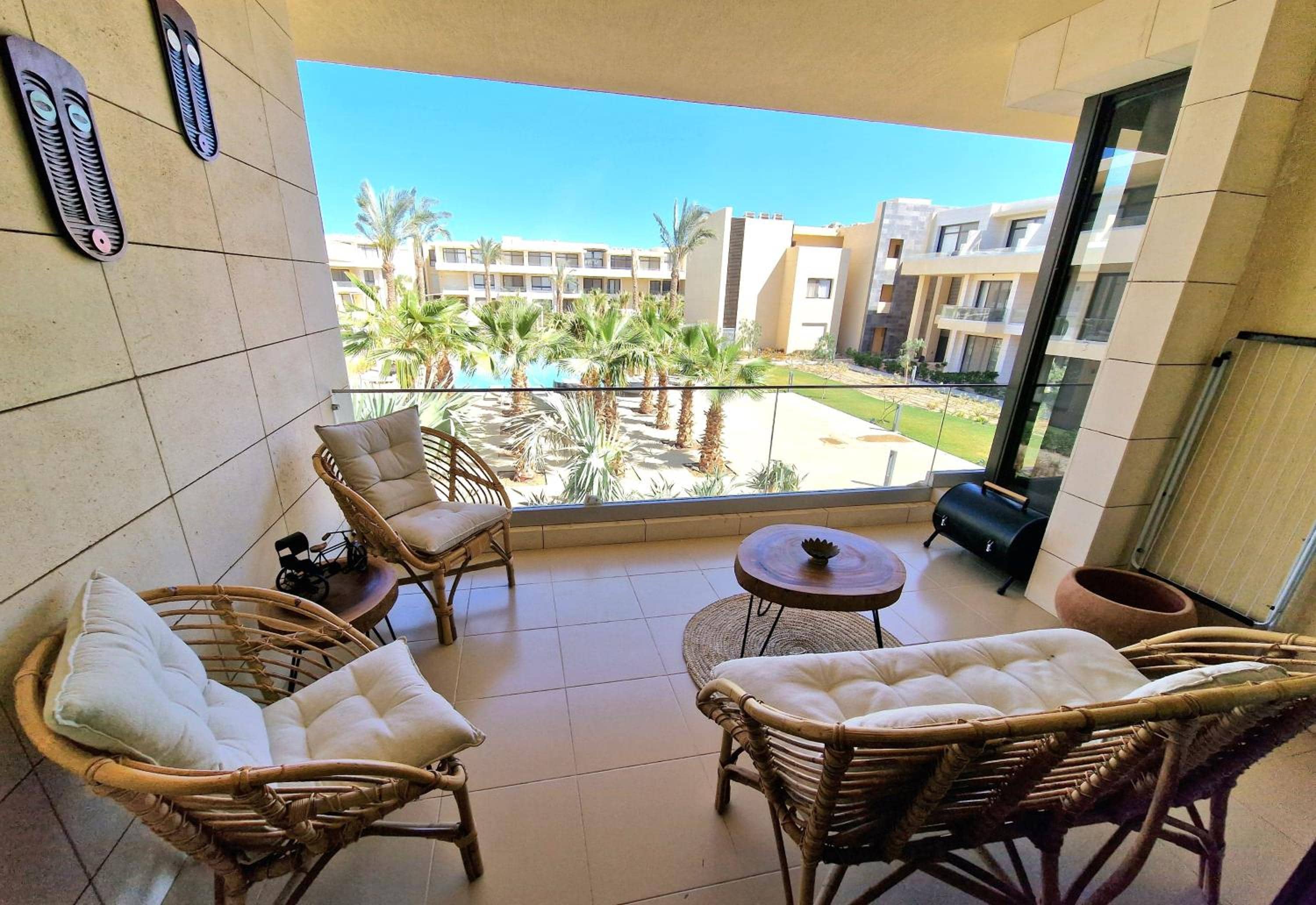 Spacious and stylish 2 BR unit in El Gouna — 3