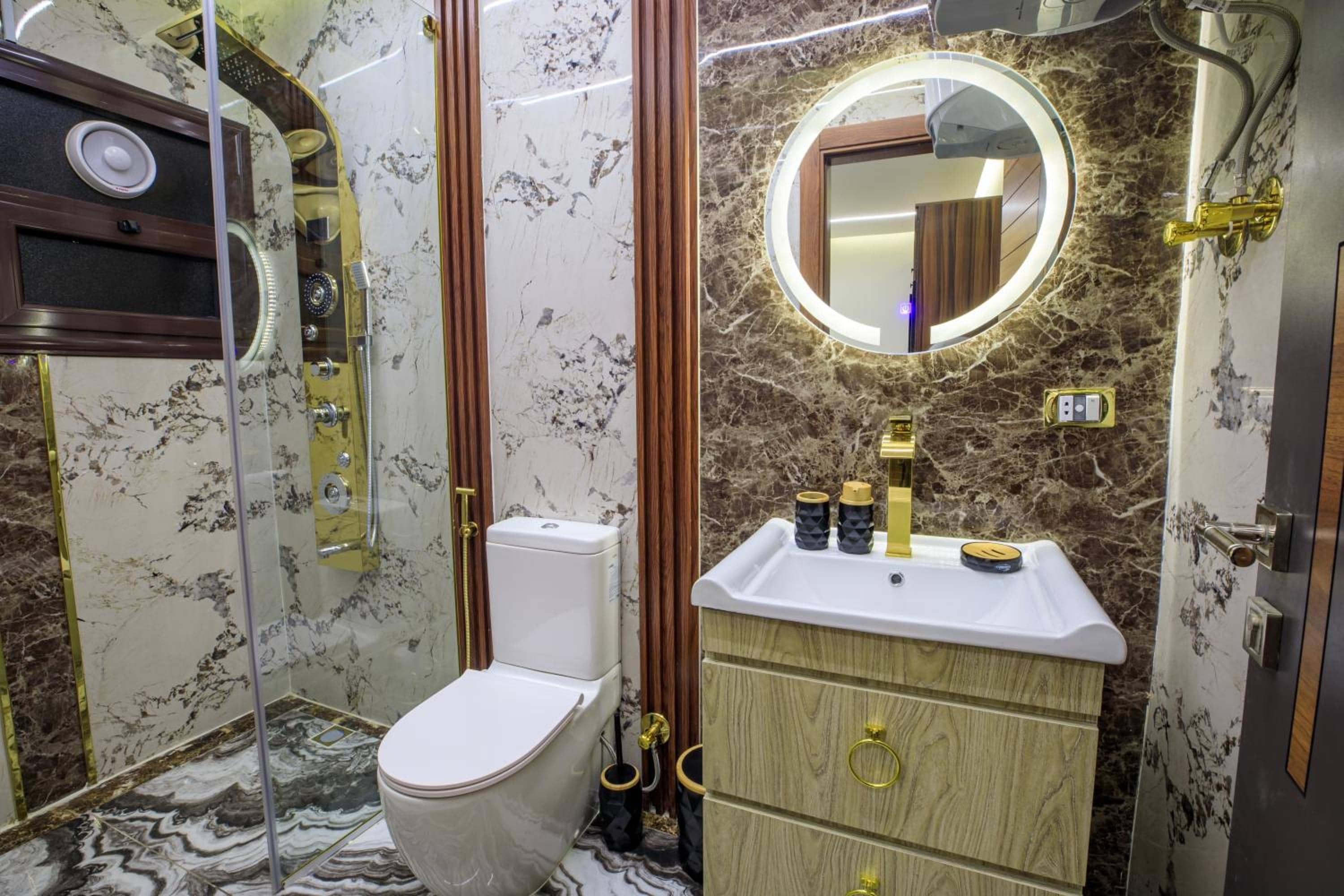 Piccolo Mondo Boutique Hotel — 5