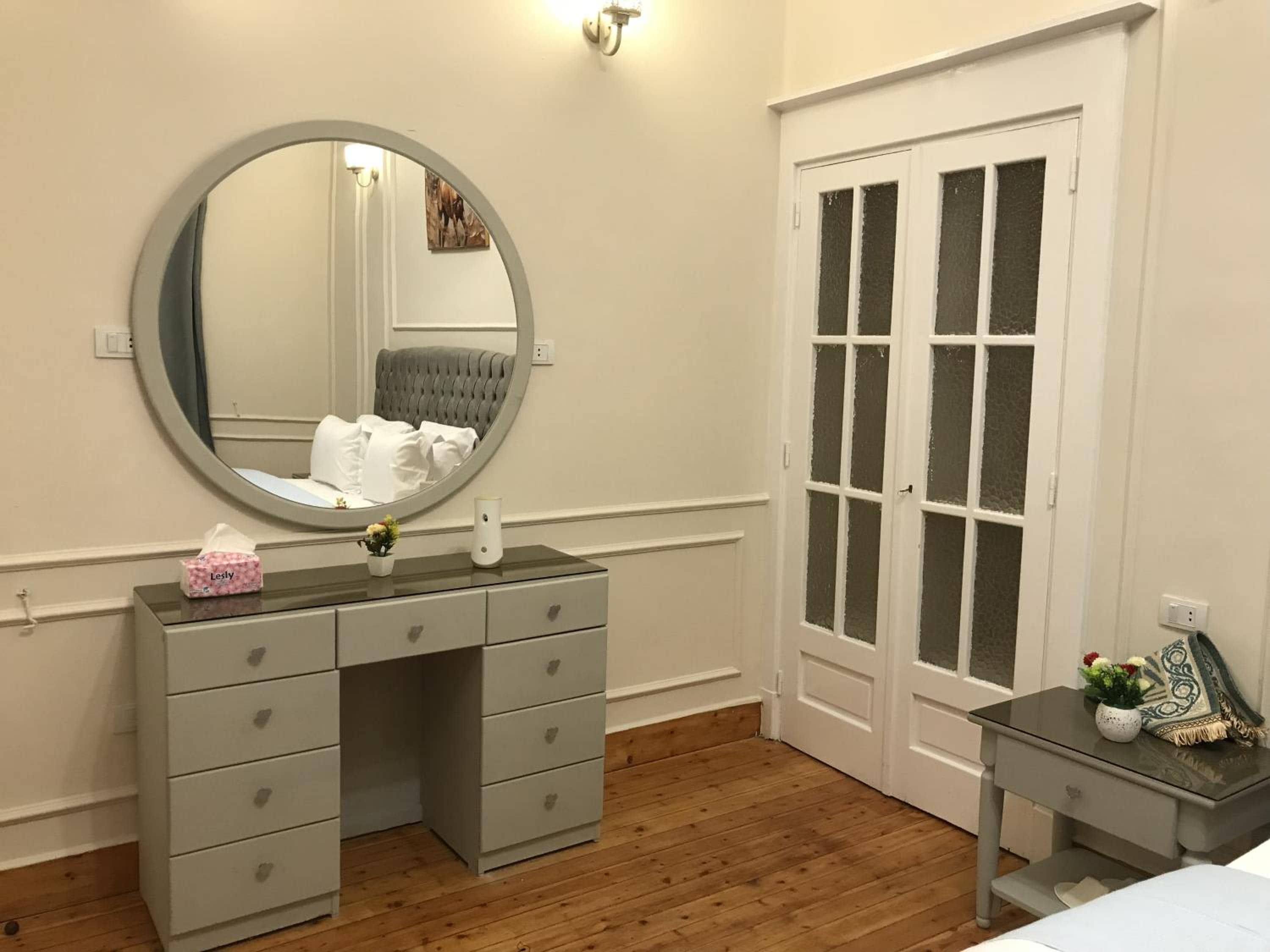 Yacoubian Suites — 5