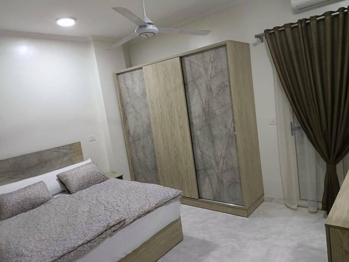 Nový velký apartmán centrum Sheraton, Hurghada — 2