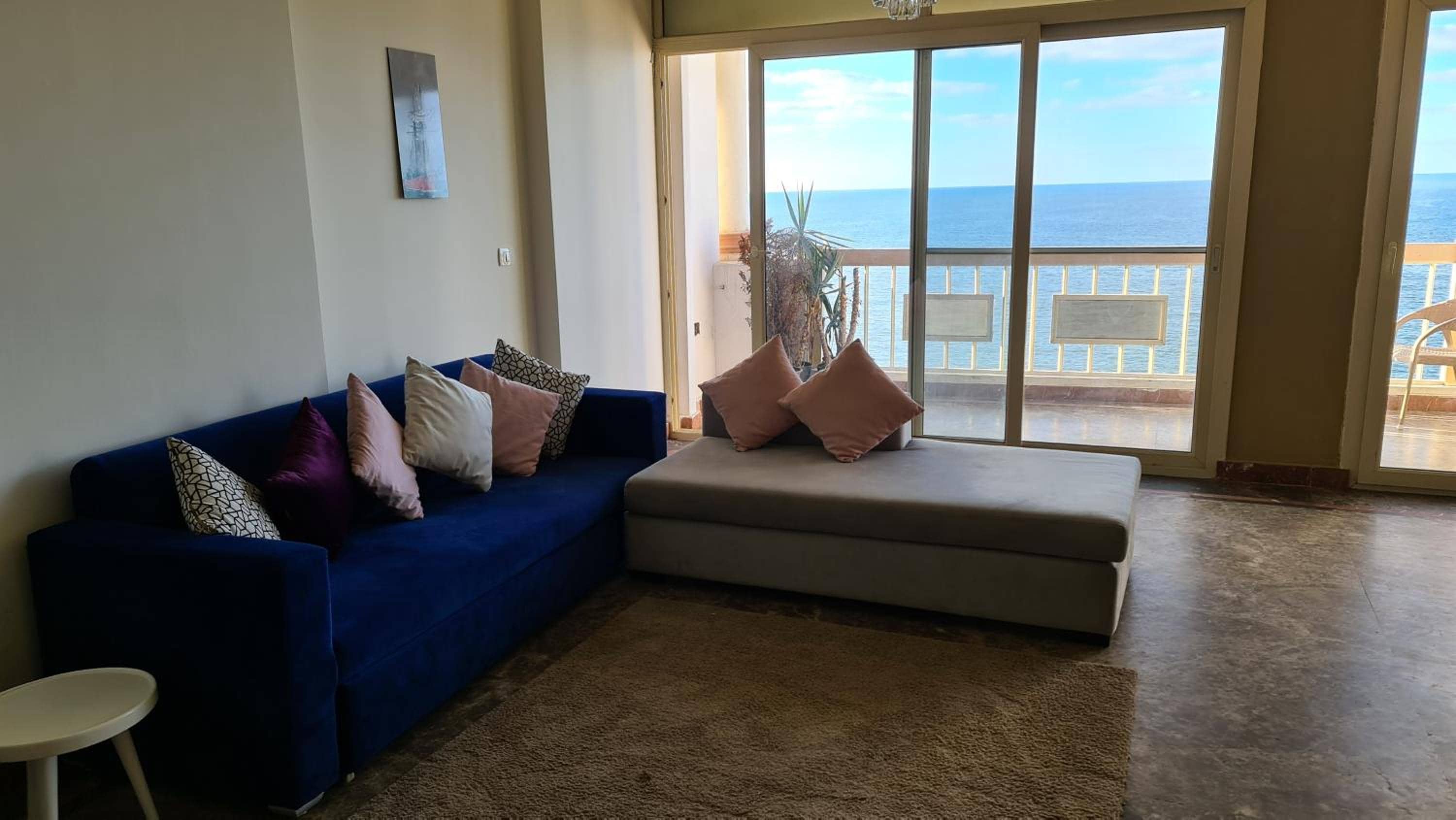 Midpoint Panoramic View - Families Only