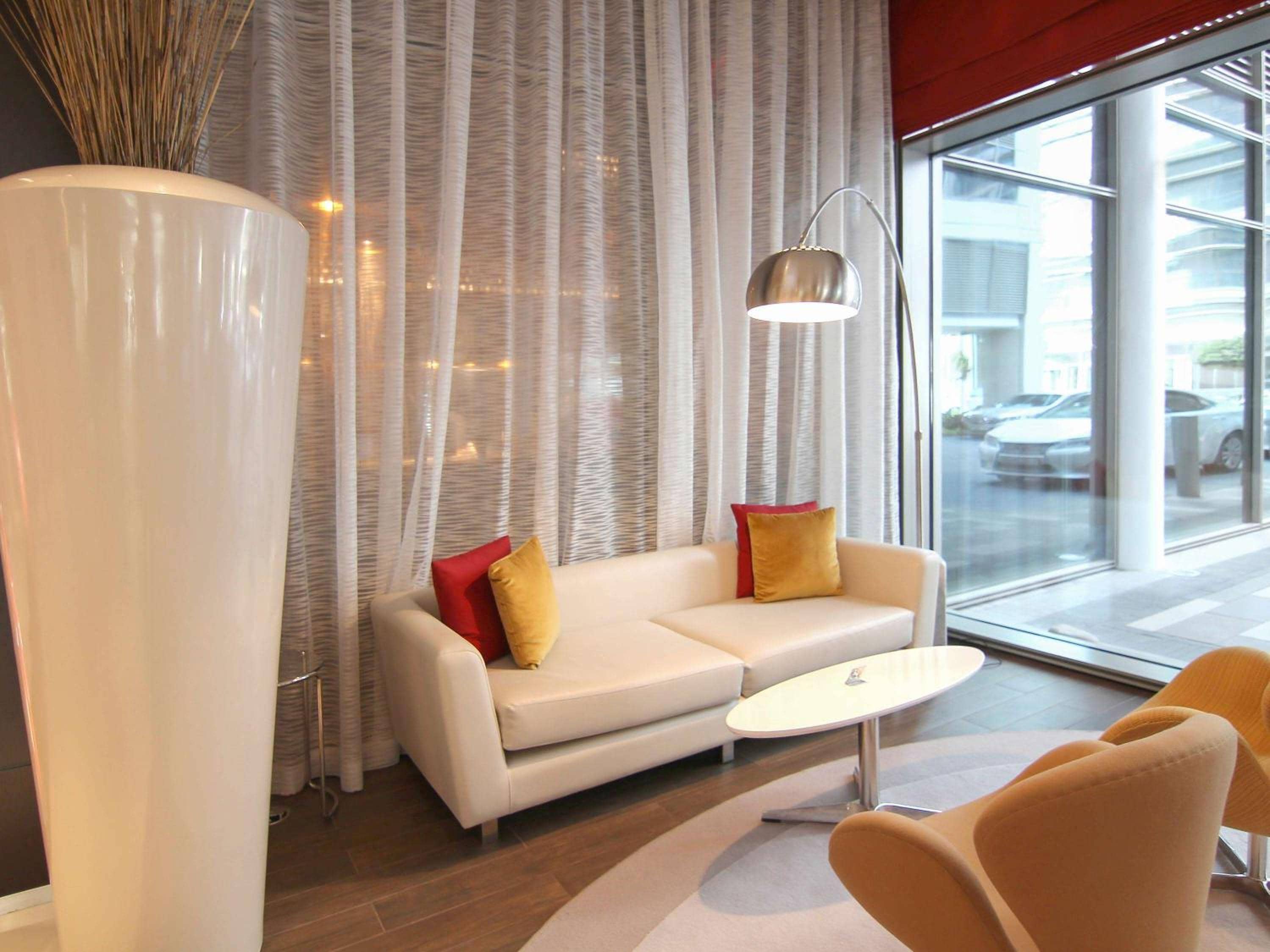 ibis Dubai One Central — 2