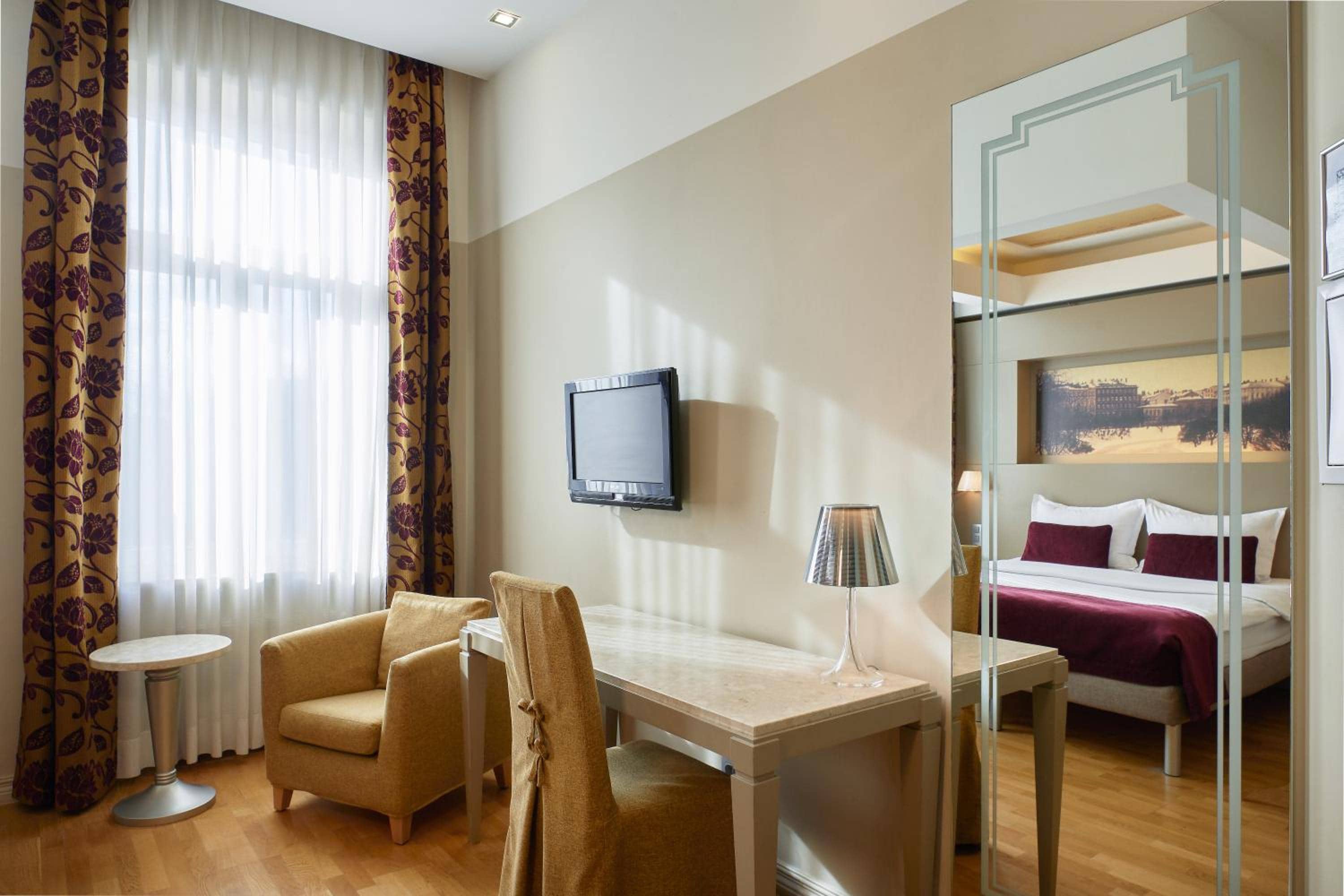 Opera Hotel — 5