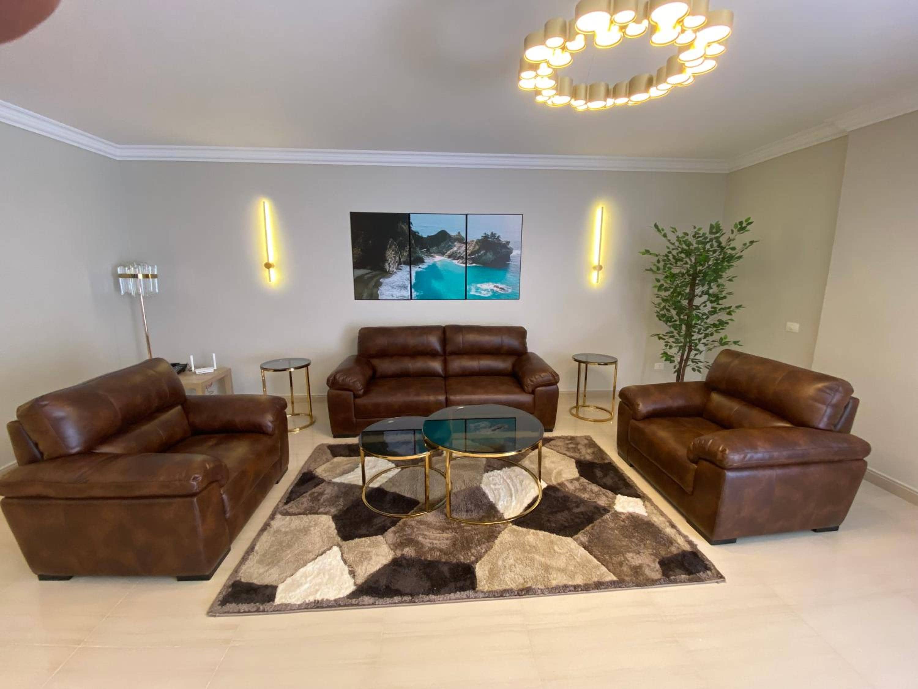 Luxurious Family 5BR Pool View Near Airport! — 3