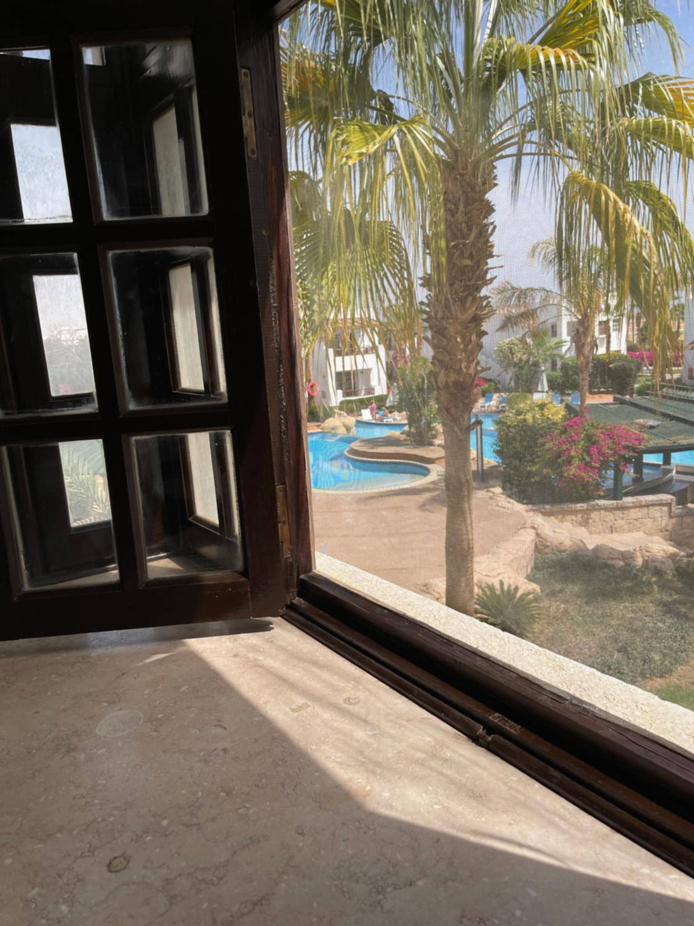 Cozy stylish apartment with swimming pool