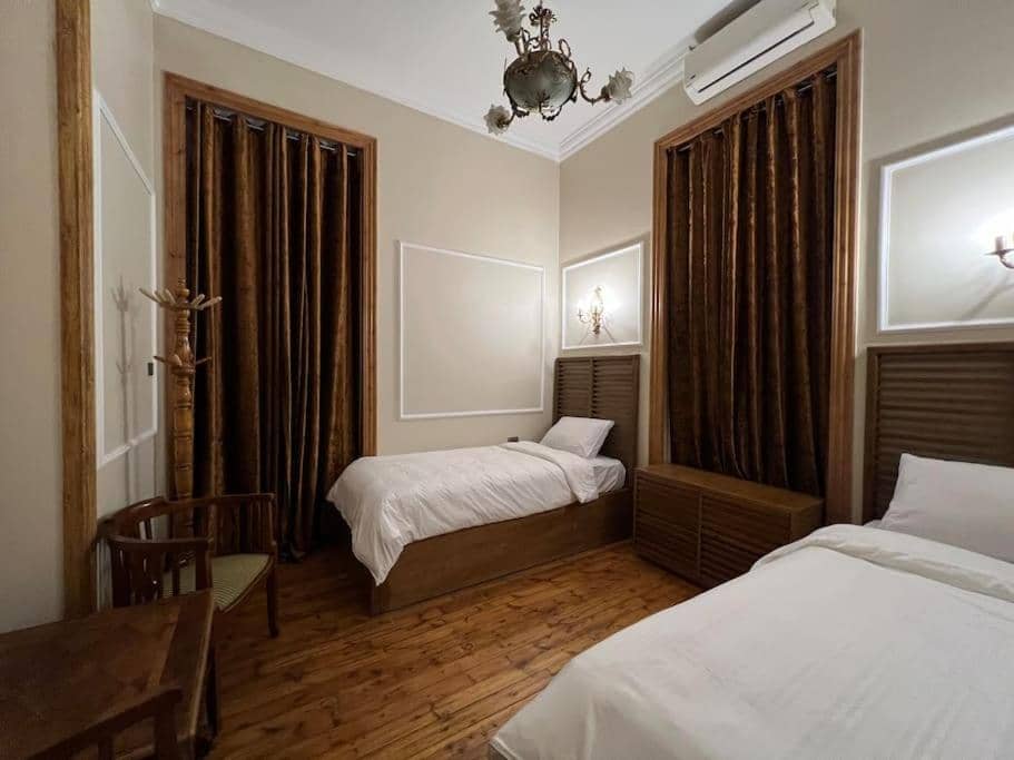 Authentic 3BR apartment in Downtown, Cairo — 4