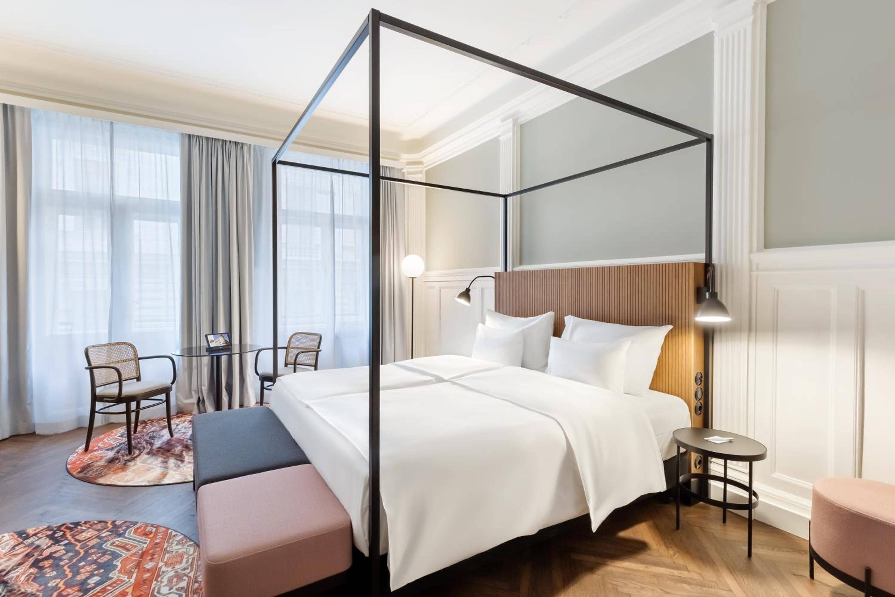 Hotel Astoria Vienna, Curio Collection by Hilton — 5