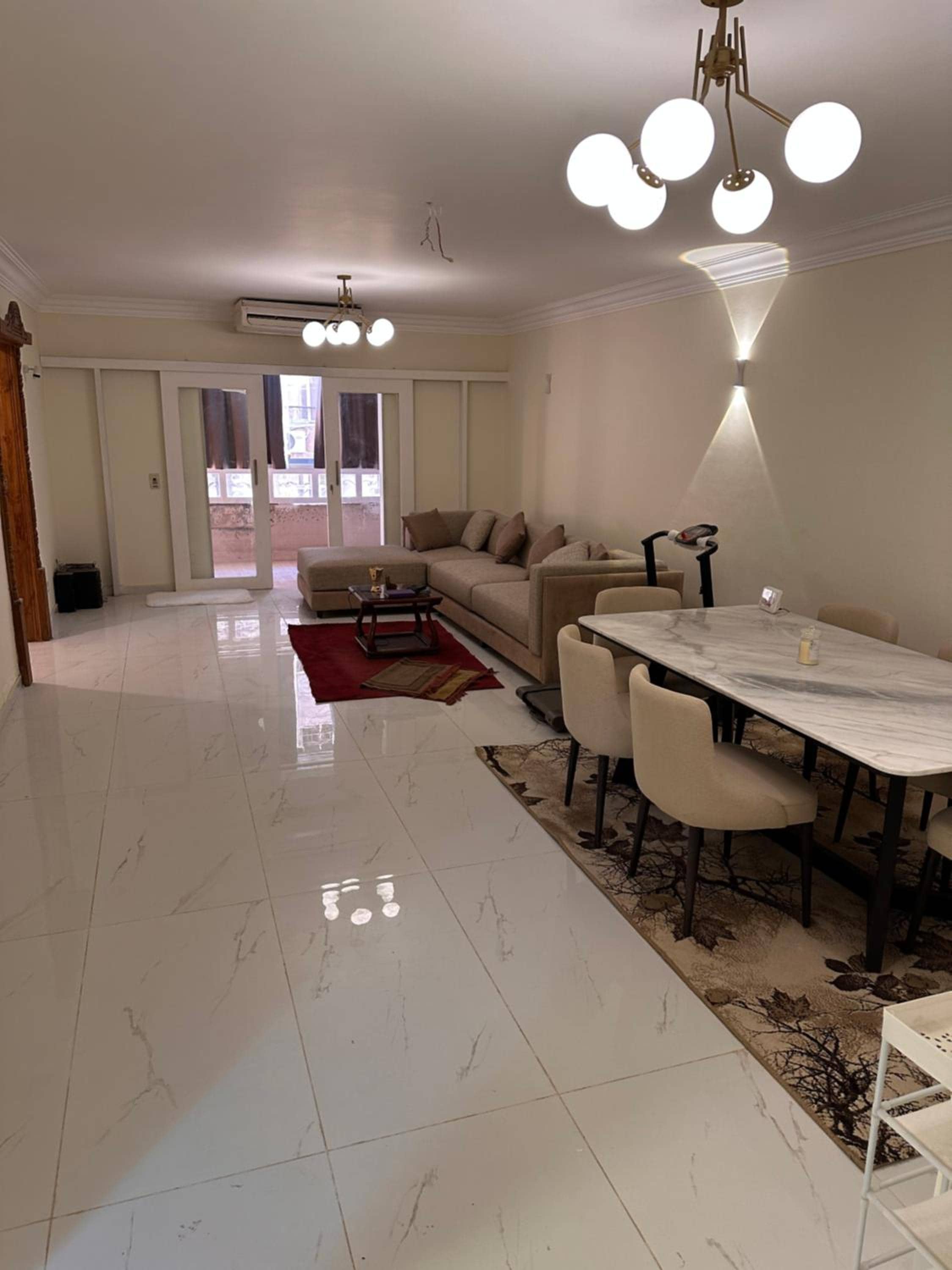 Refined elegant private room — 4