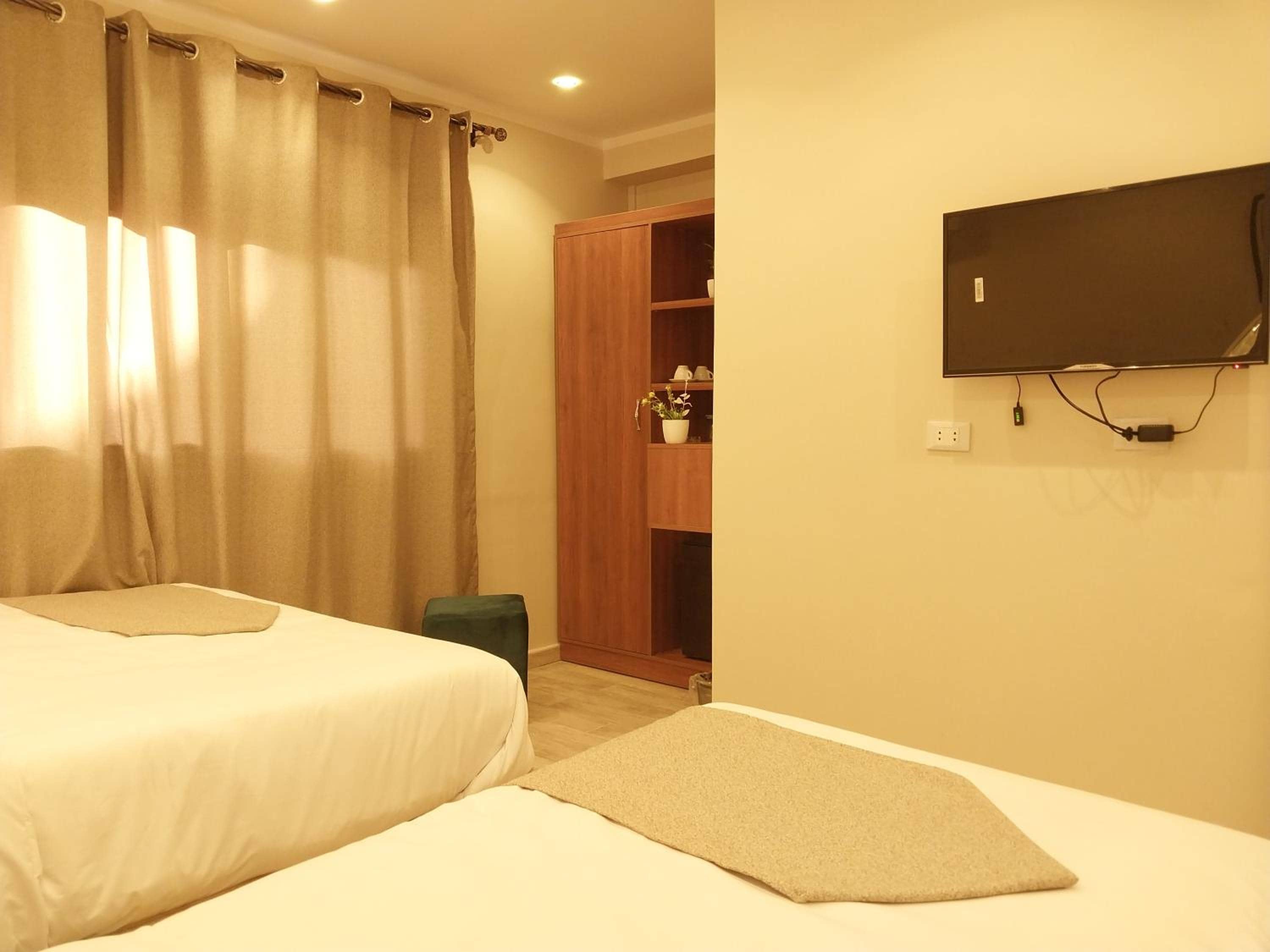 Casablanca Inn — 2
