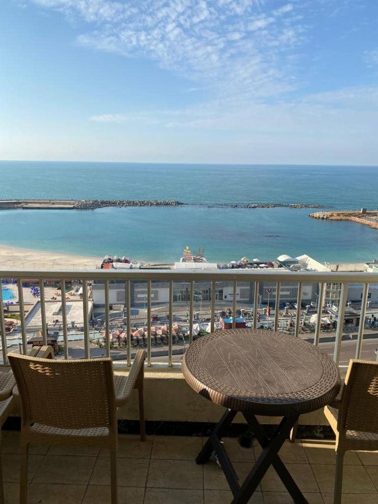 epro apartment sea view