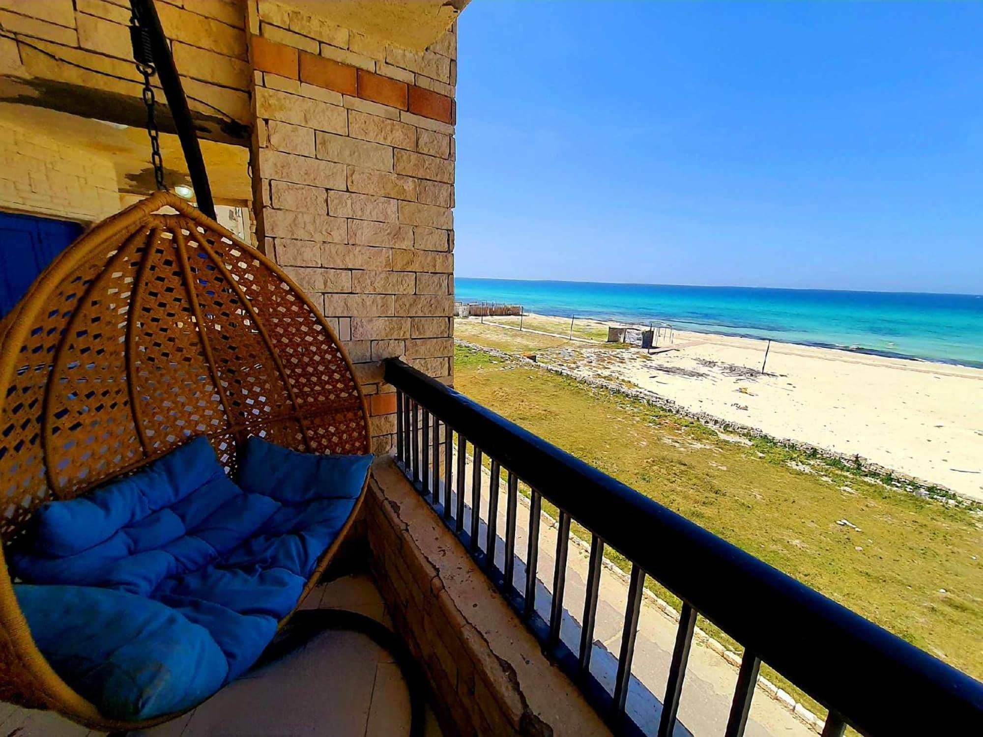 Hotel appartment sea view 3 bedrooms 3 toilets 3rd floor free wifi Bellevue village agami alexandria families are preferred available all year days — 5