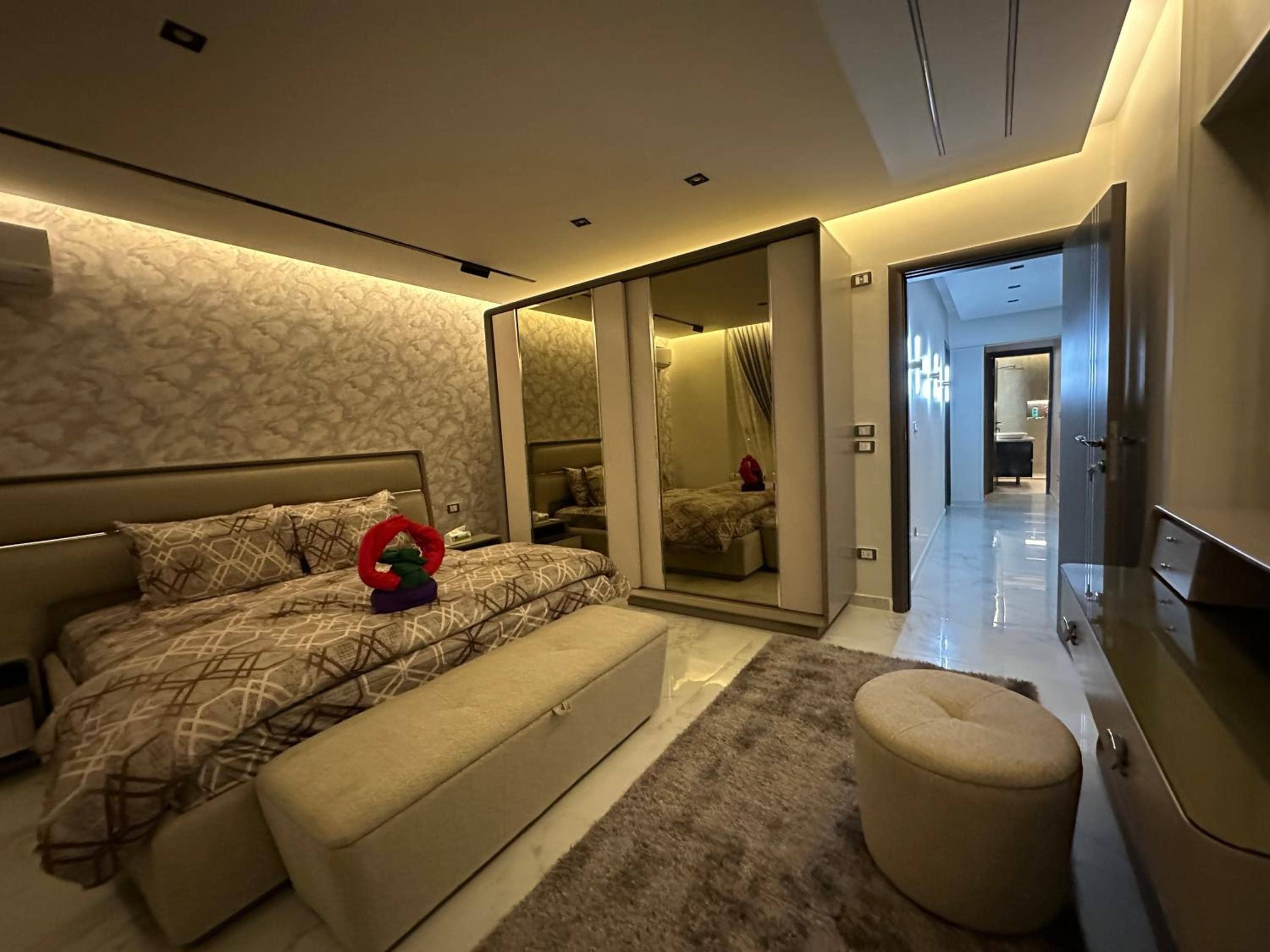 Cuzy Ultra Superlux apartment — 4