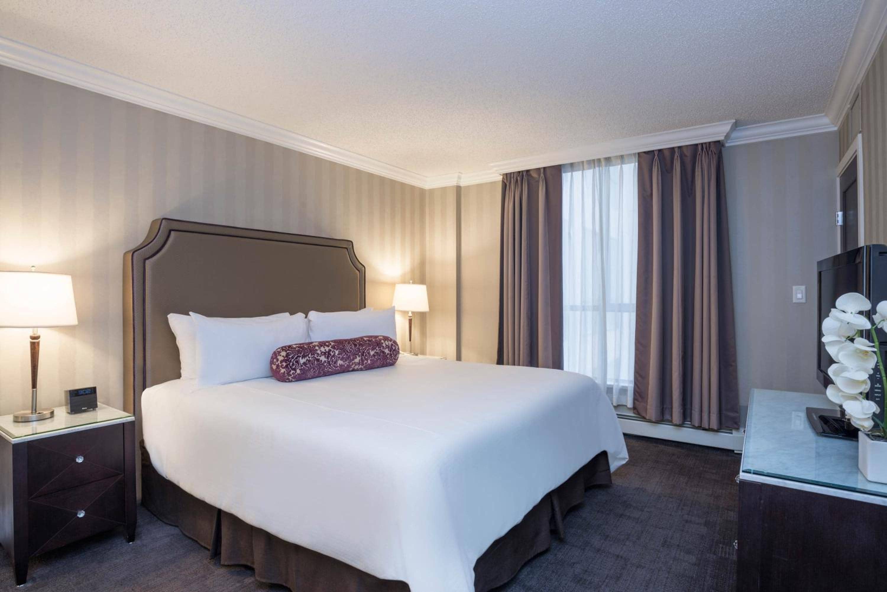 La Grande Residence at the Sutton Place Hotel — 3