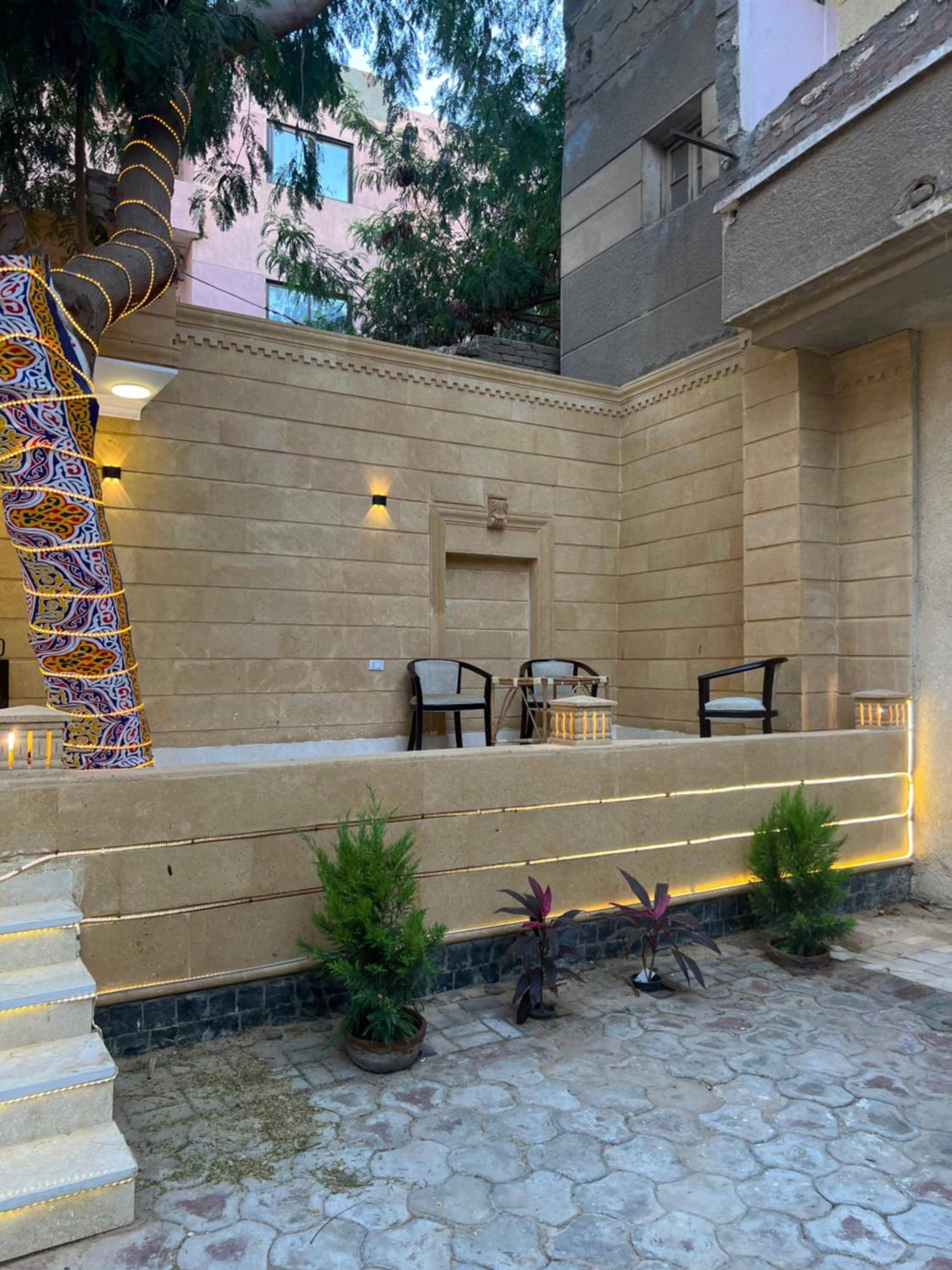 Malak pyramids inn — 2