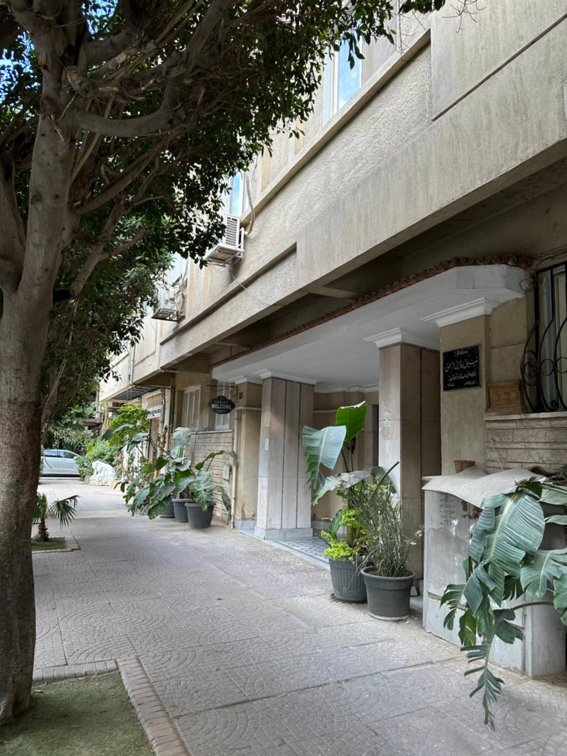 Modern 1-Bedroom apartment in Heart of Zamalek visits allowed by APOLO — 3