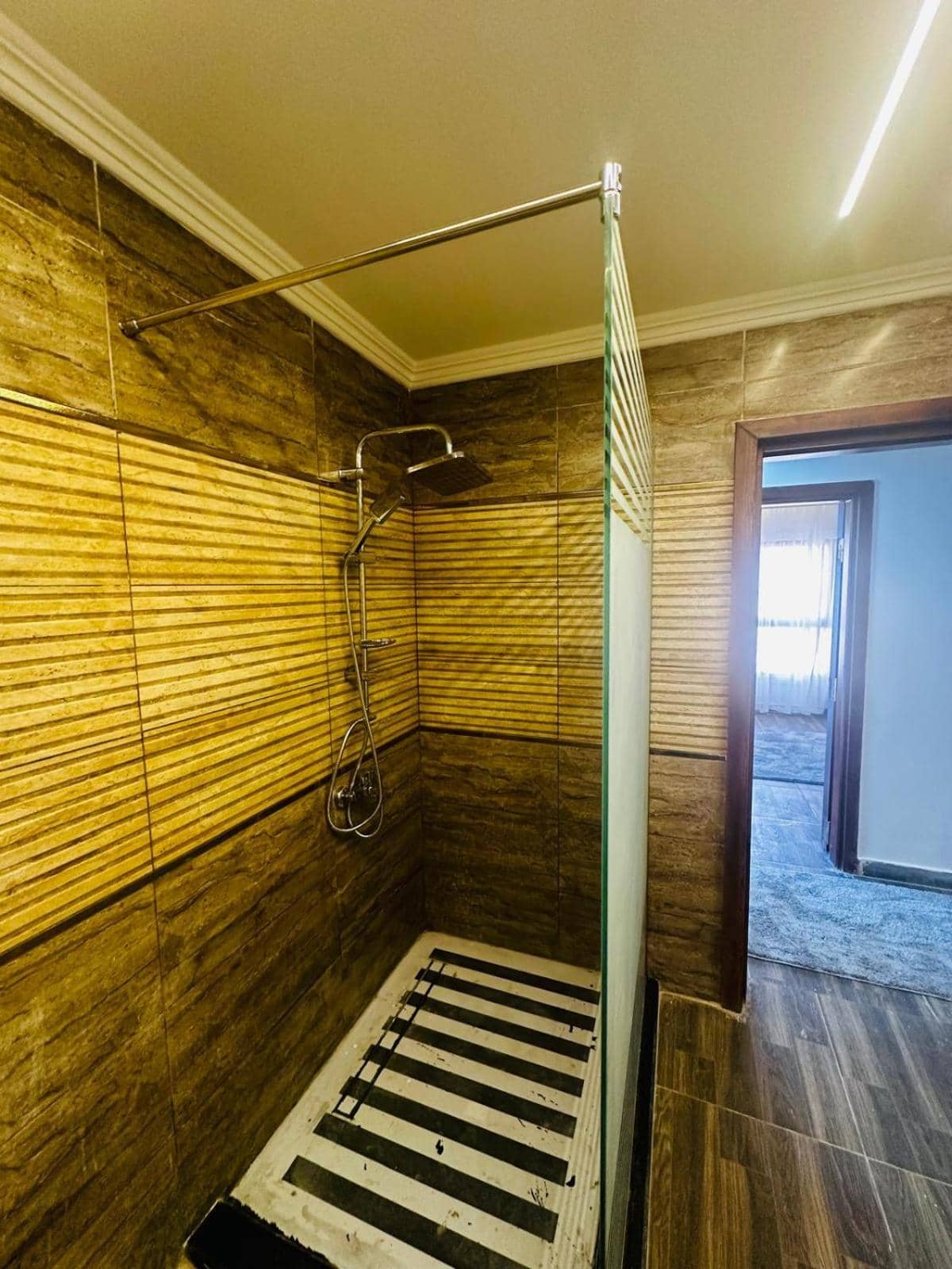 Gleem Bay Ultra Lux Sea View Apartment — 5