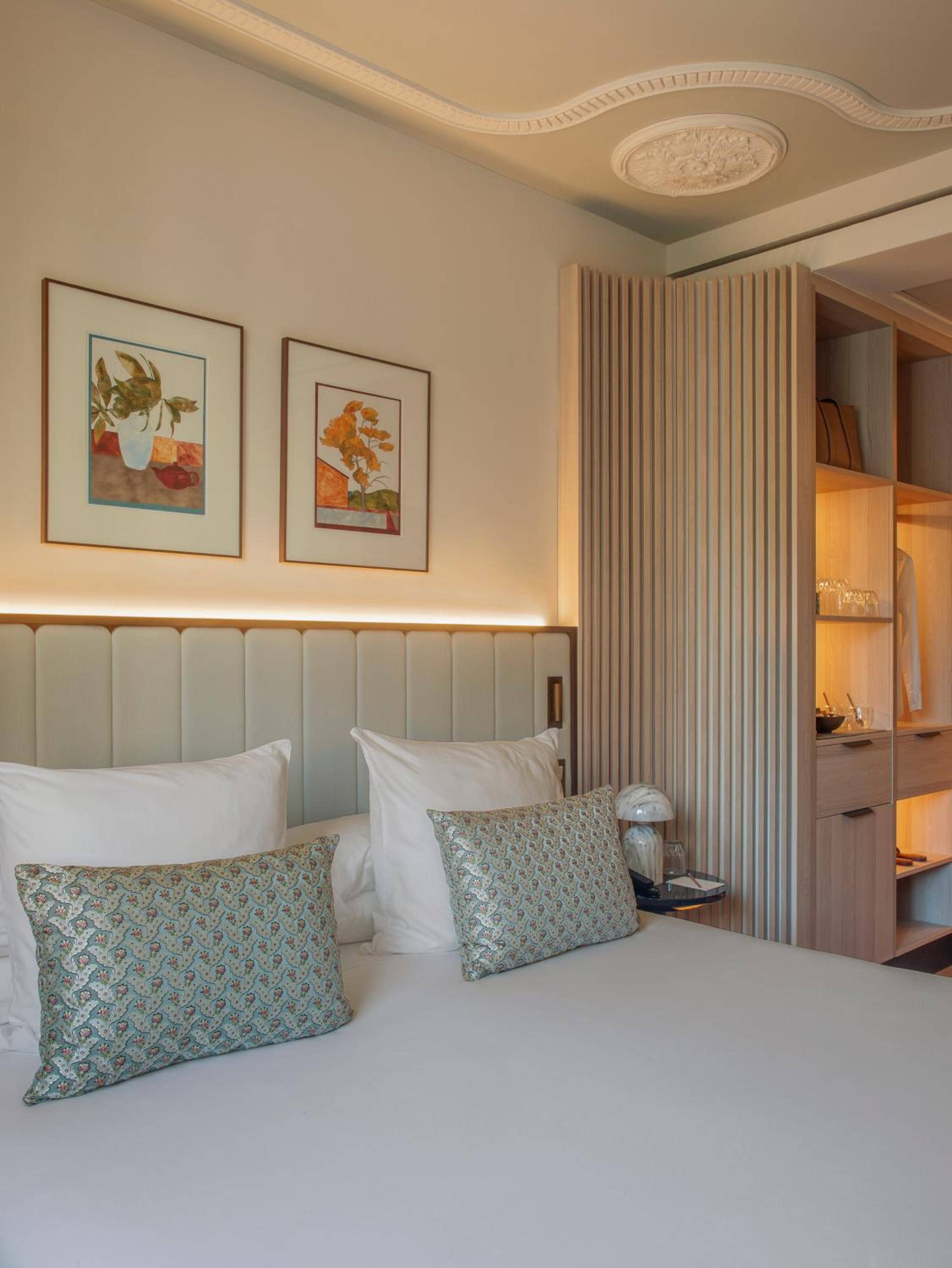 Grand Hotel Central, Small Luxury Hotels — 5