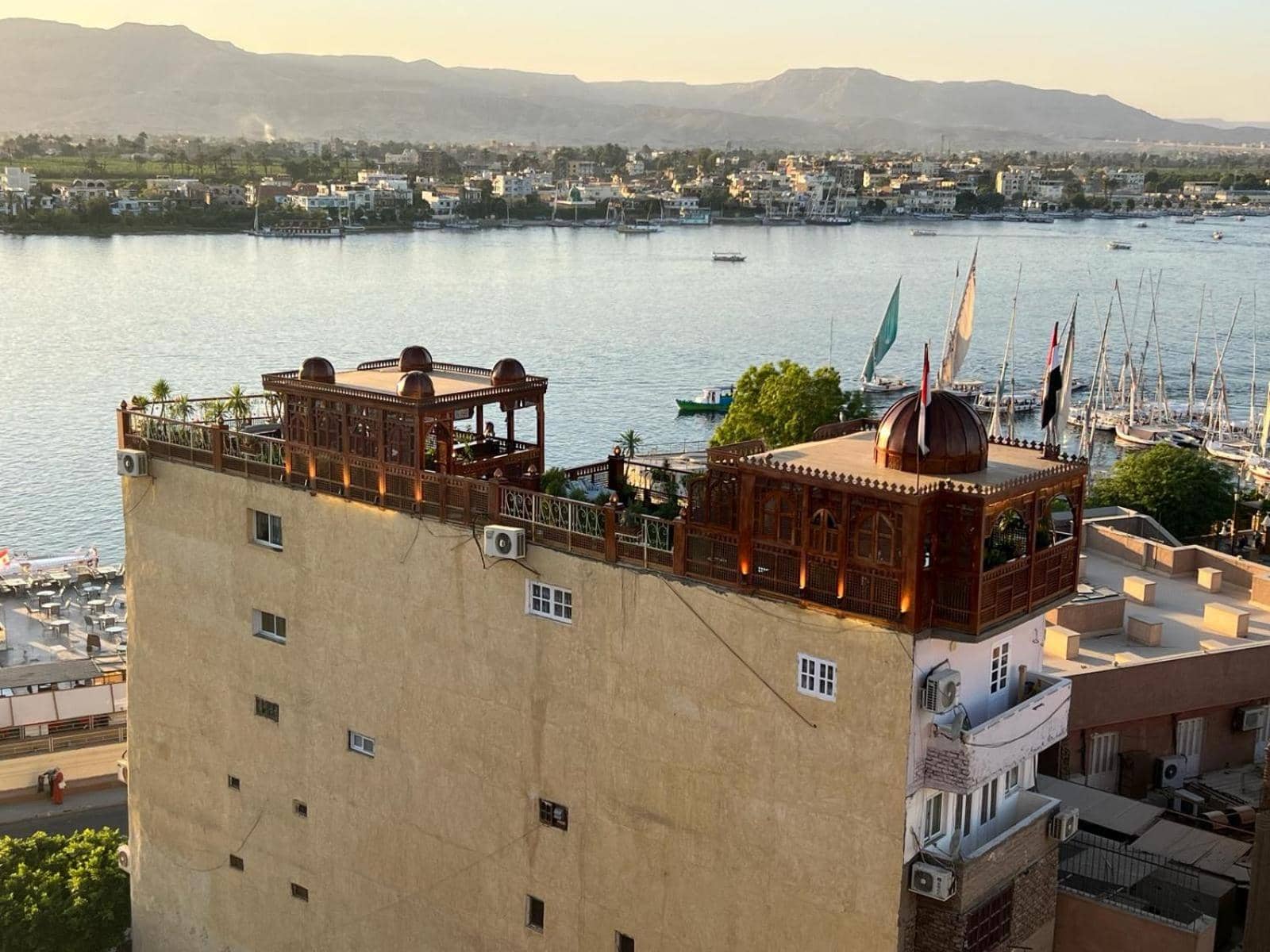 Arabesque Dome Roof Gardens — 3
