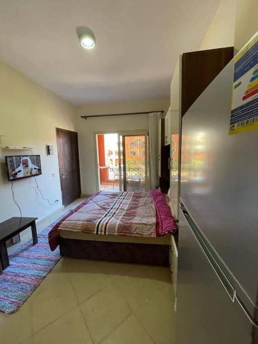 Lovely Studio with a Balcony on the Second Floor with Pool View & Free Pool Access — 5