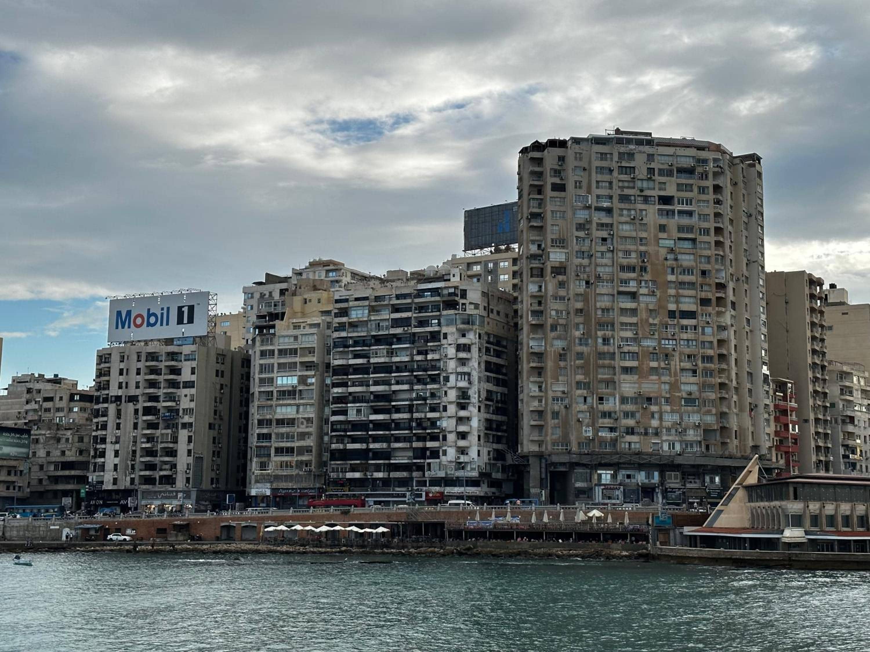 Nabeel Homes - Seaview Building - 3 Units in Gleem