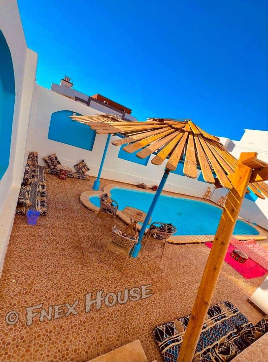 Fnex House — 3