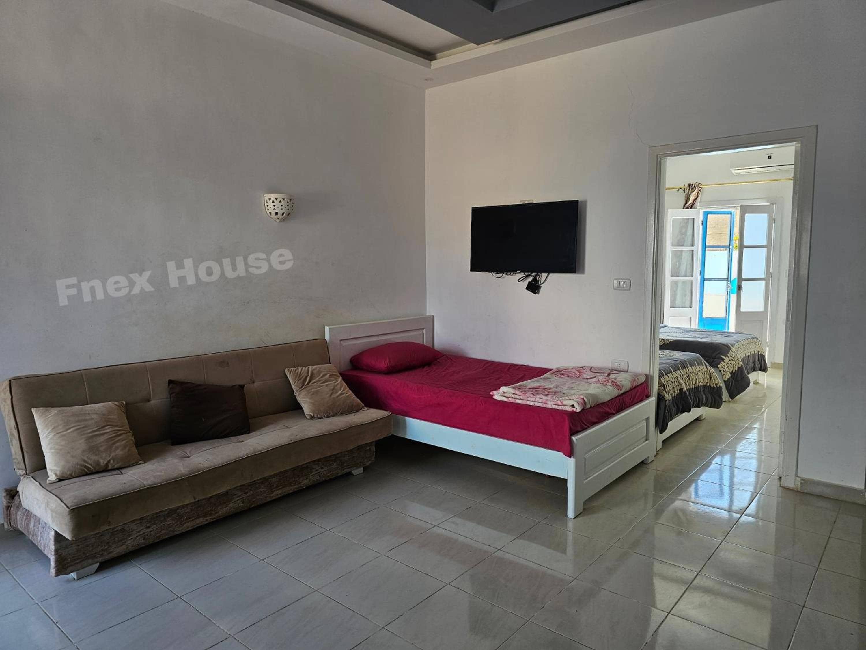 Fnex House — 5