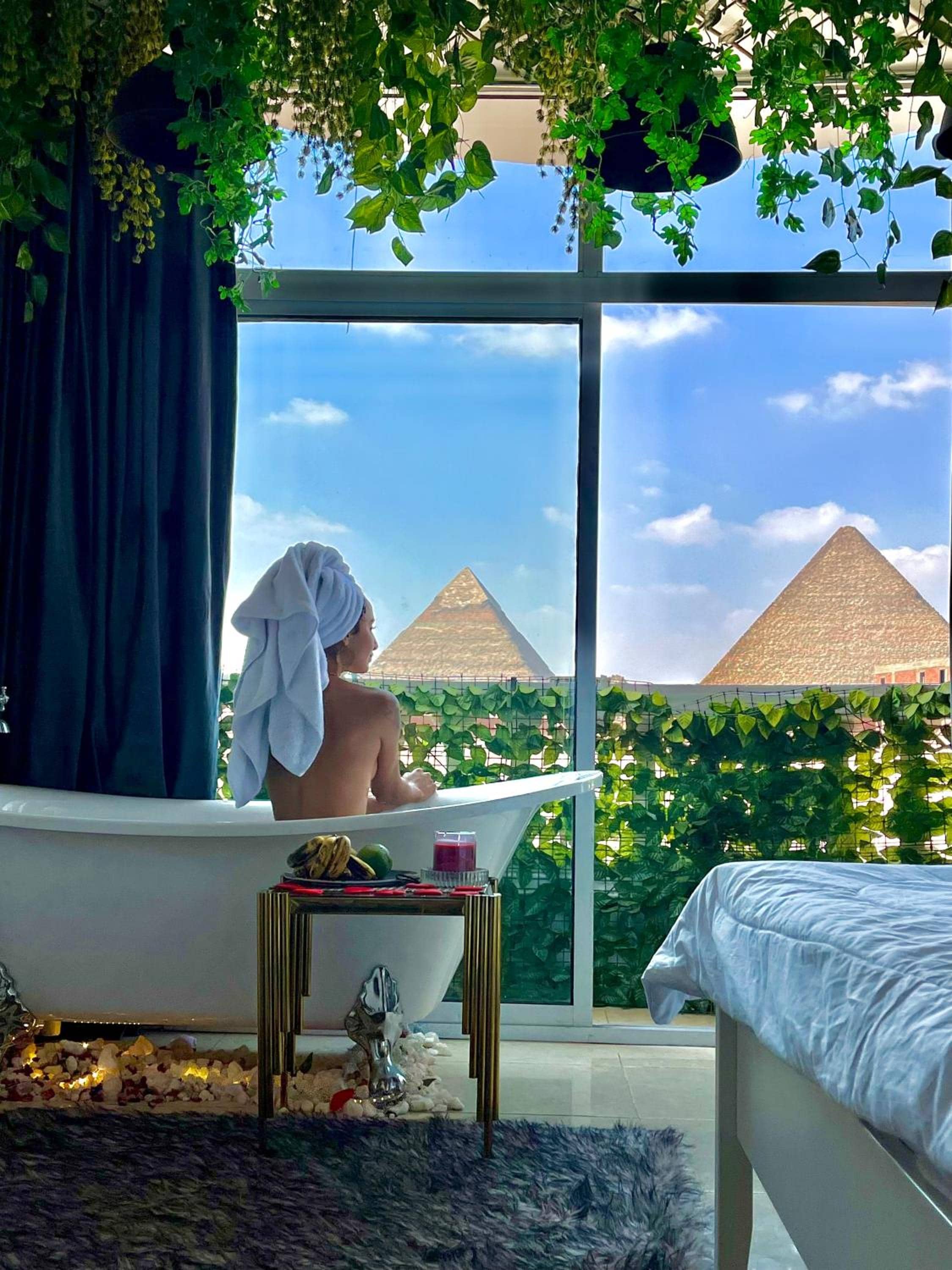 Jacuzzi pyramids view