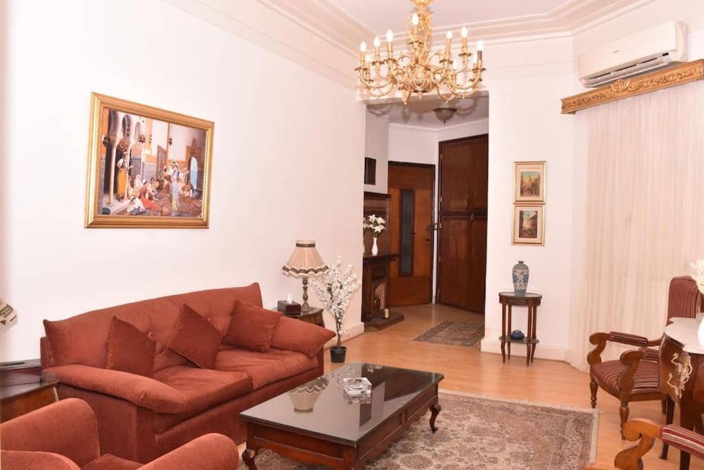 Chic 4BR Apt in Downtown - Mint 5 — 4