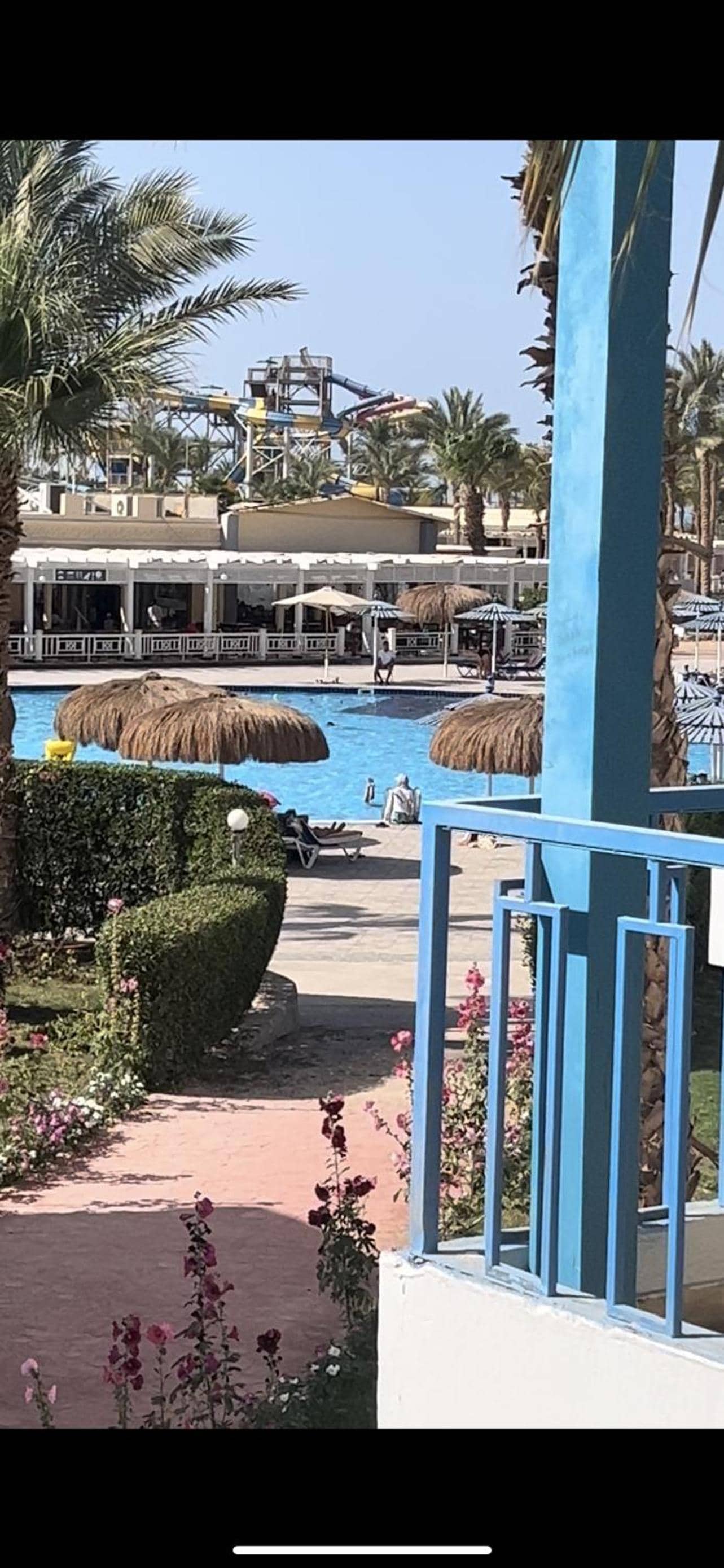 Apartment 2 bedroom and 2 Bathroom pool view at mirage bay — 5