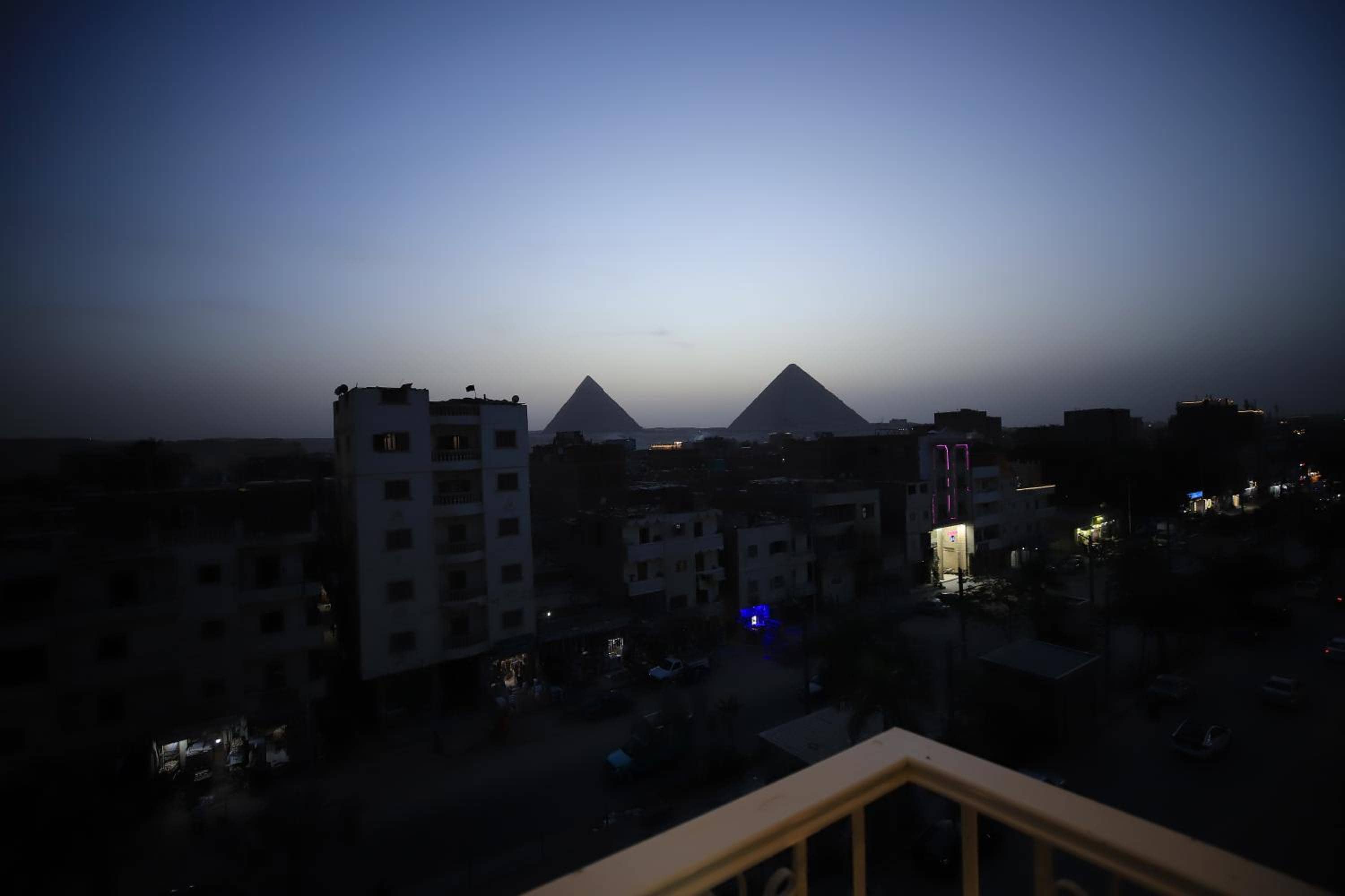 Happy Day Pyramids View Hotel