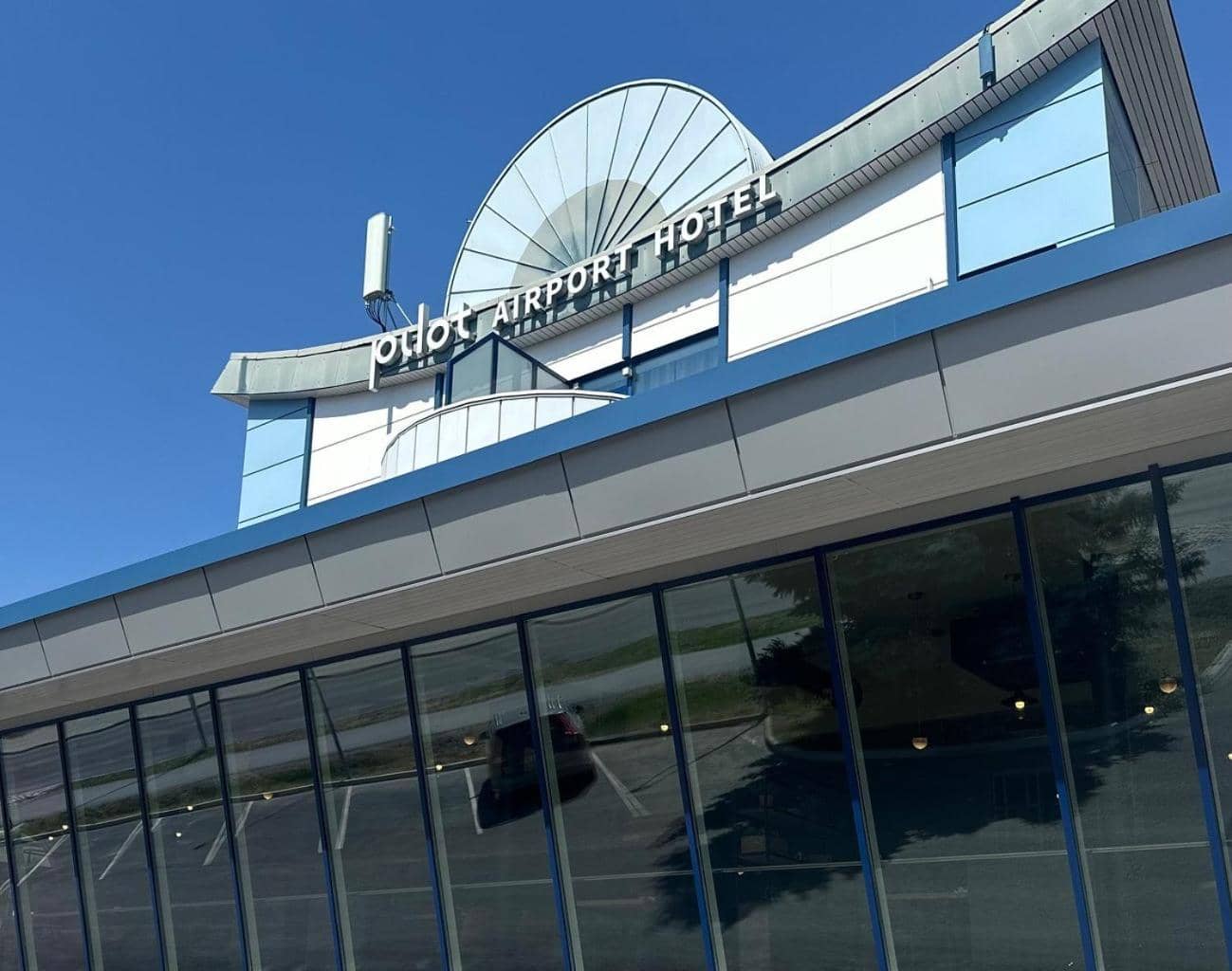 Pilot Express Airport Hotel