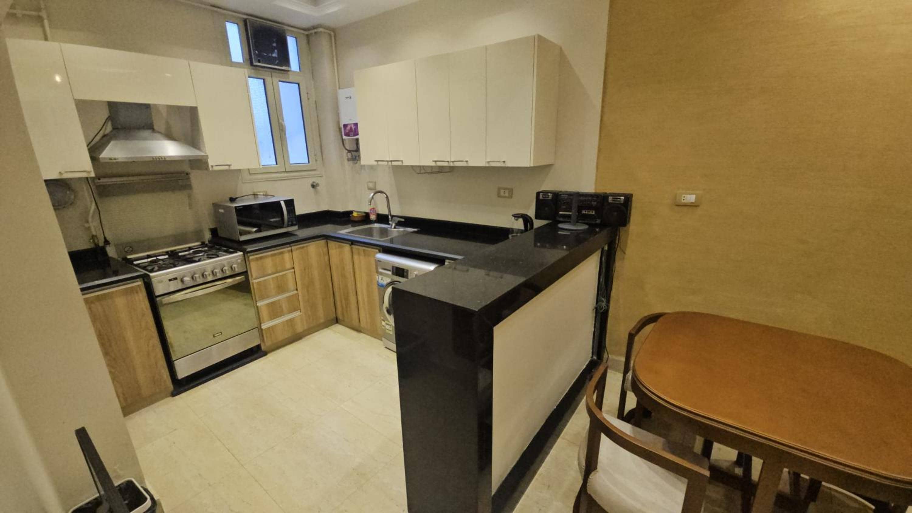 Azarita luxury apartment - families only — 2