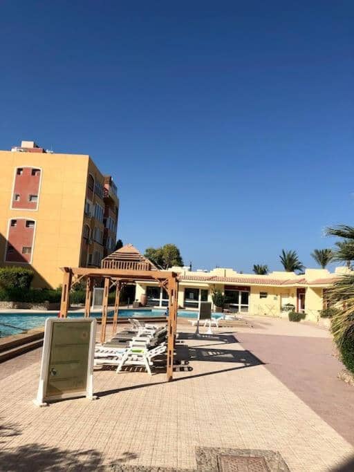 Hurghada Luxury 1BR on Al Mamsha and 2 minutes to the sea with access Al-Hambra — 3