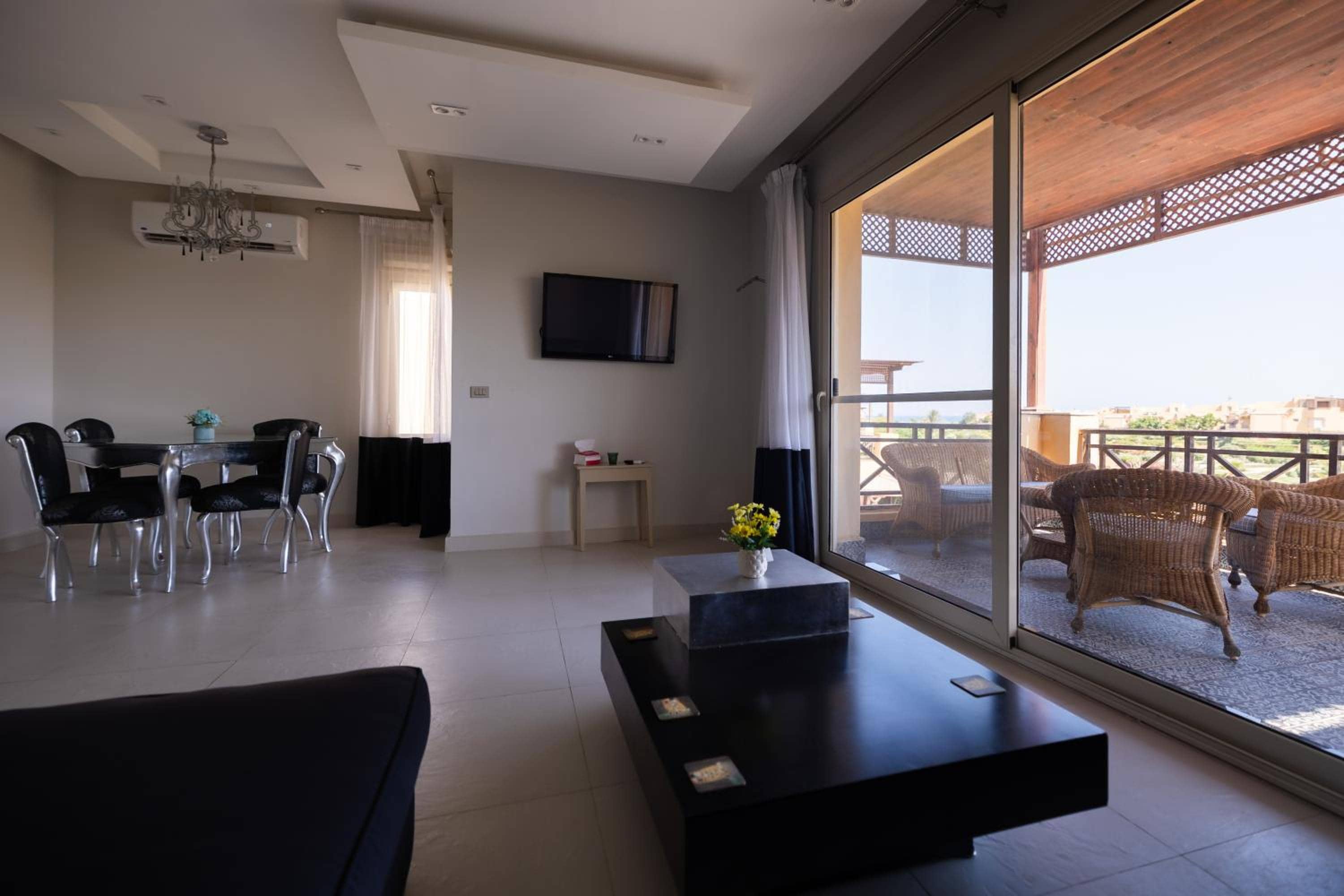 3BRS 2-min walk to beach l Seaview - Free WIFI — 2
