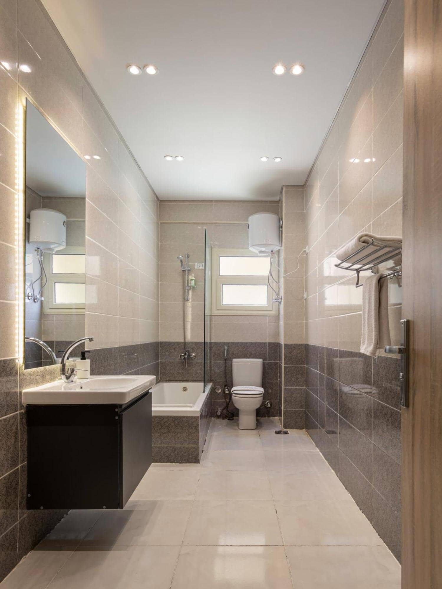 Travelholic 90 Residence — 4