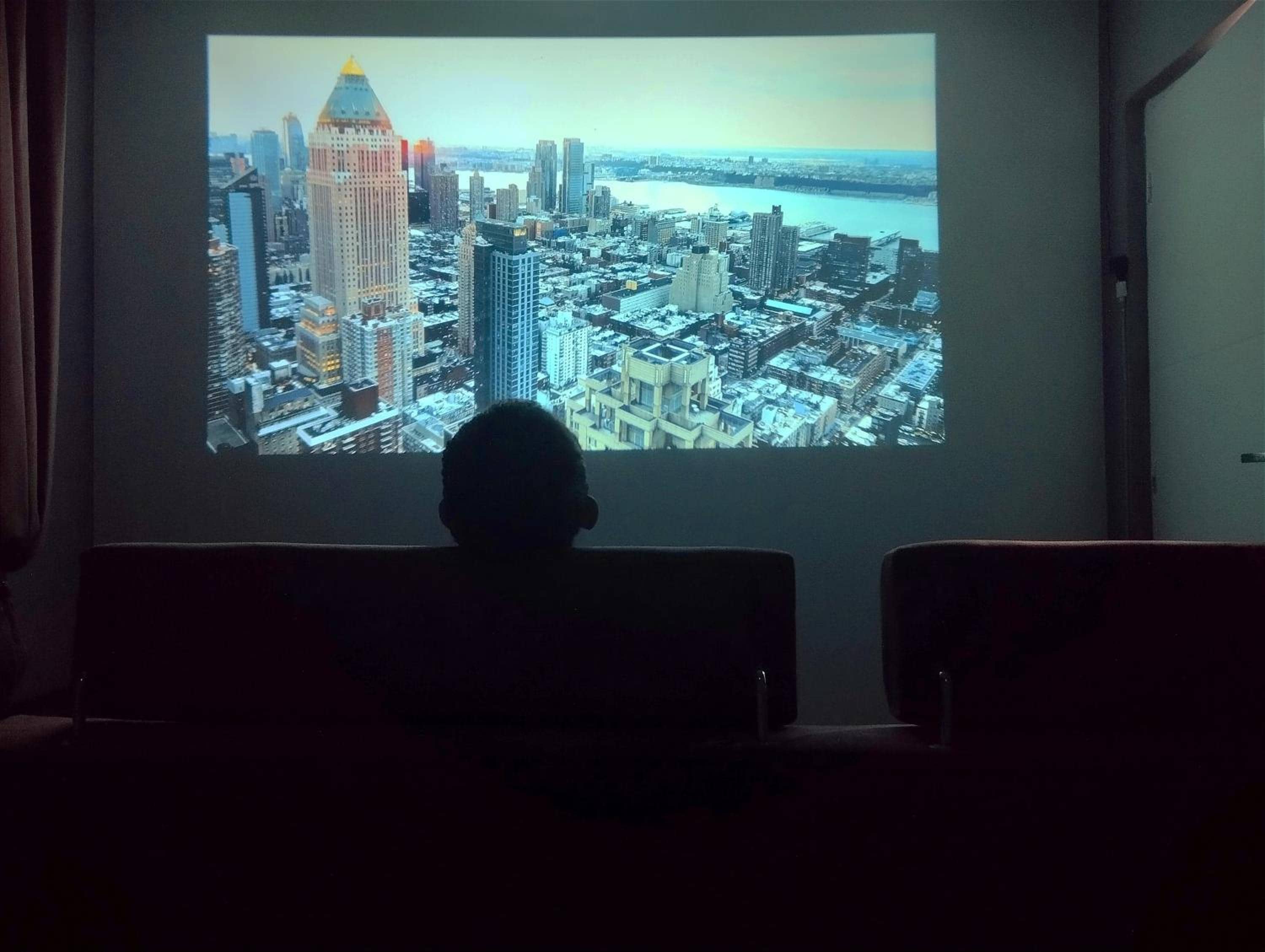 Nice House 2, Home theater And Netflix — 5