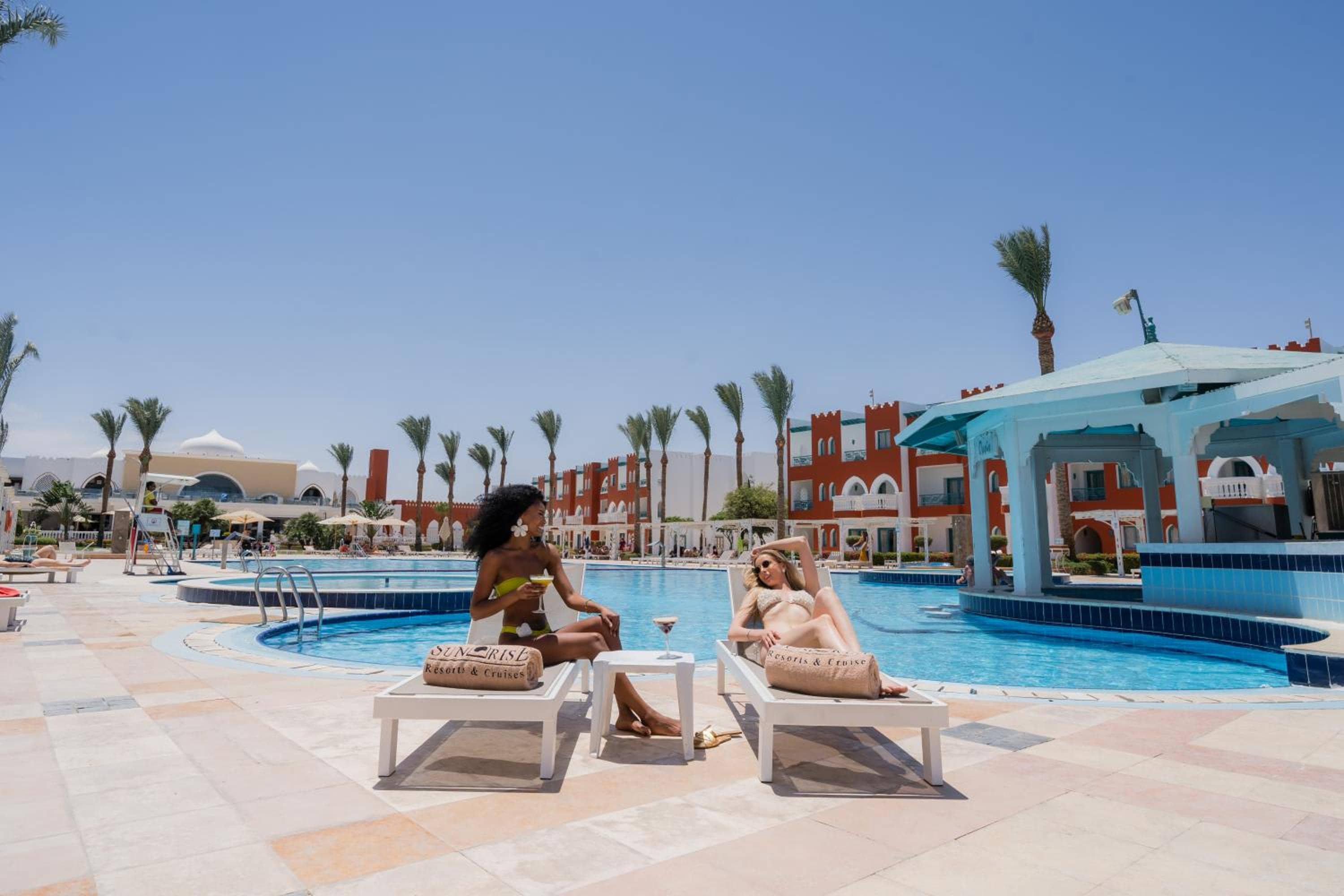 Sunrise Garden Beach Resort — 3