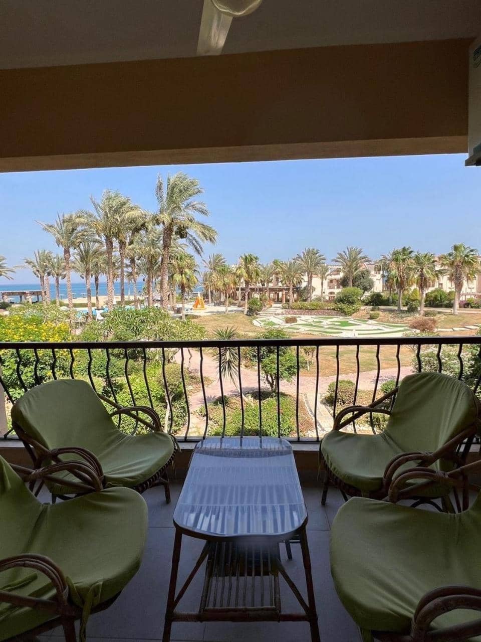 Sea view chalet at Laguna bay sokhna