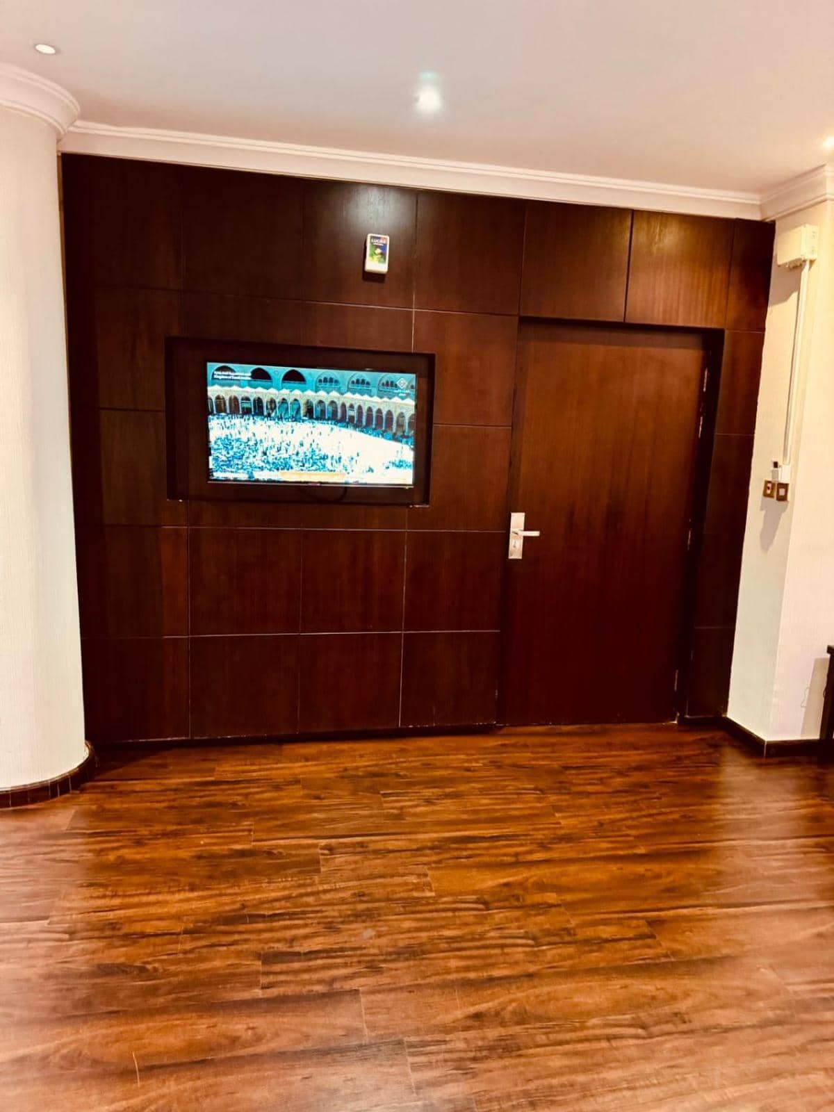 The residence Serviced apartments — 2