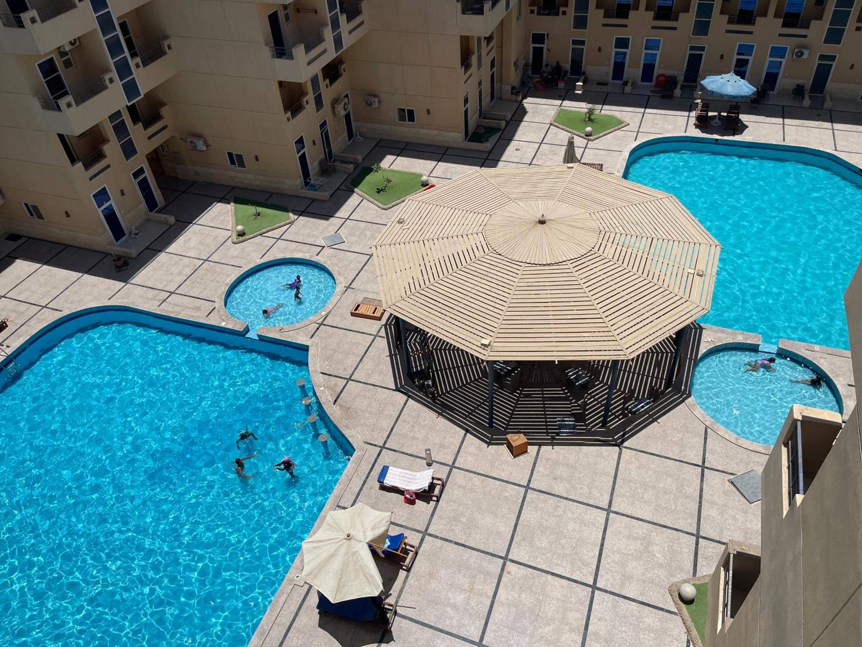 Wavesong Whispers flat where you can enjoy seaview with the best price and enjoy speedy wifi for forigners only ممنوع المصريين — 4