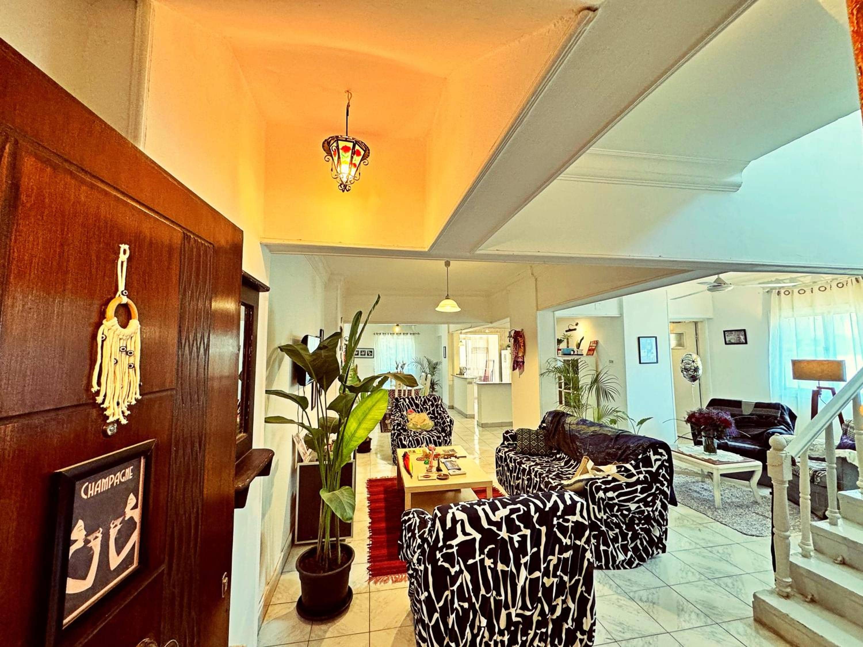 Large room with its own balcony — 2