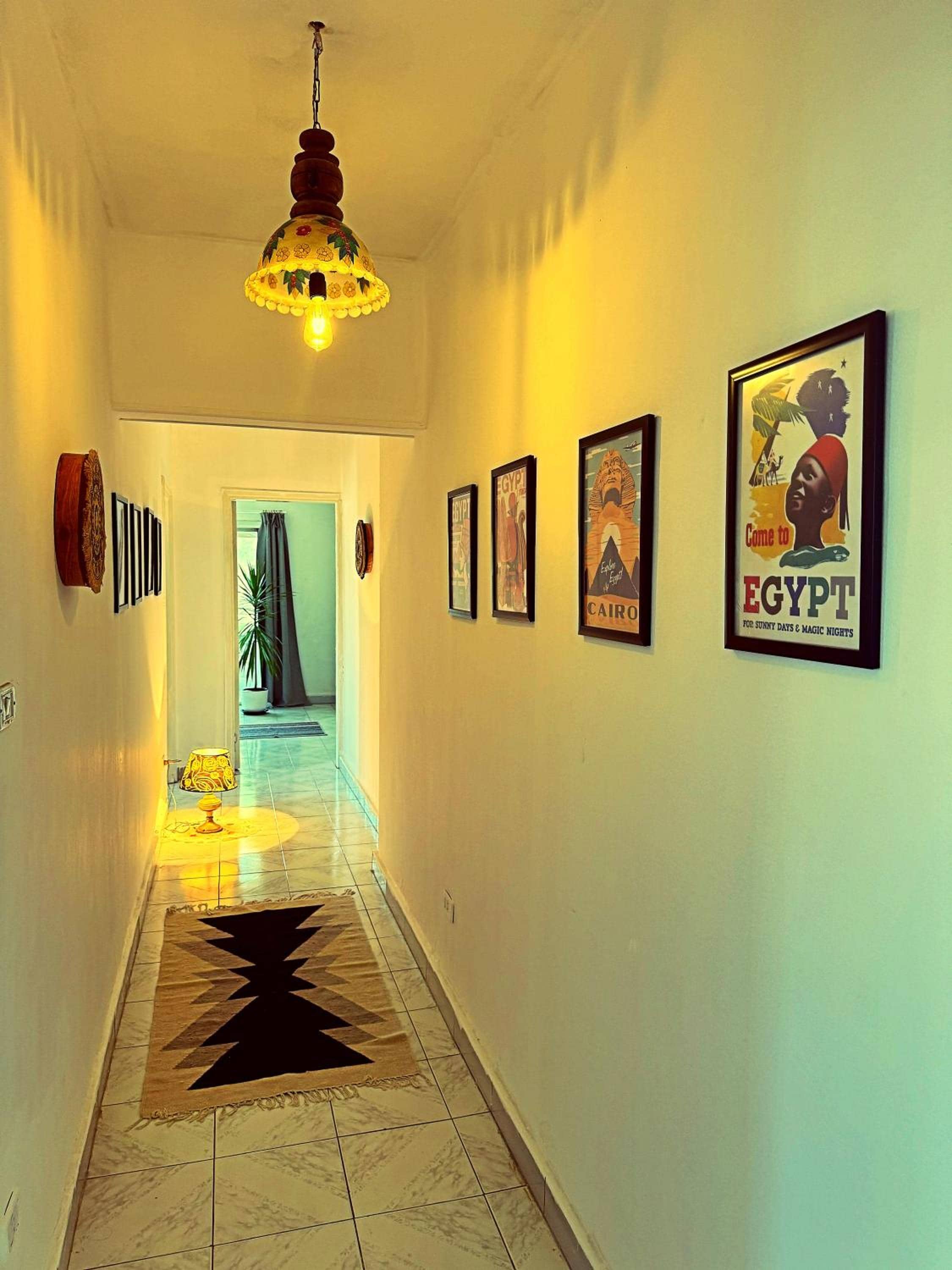 Large room with its own balcony — 4