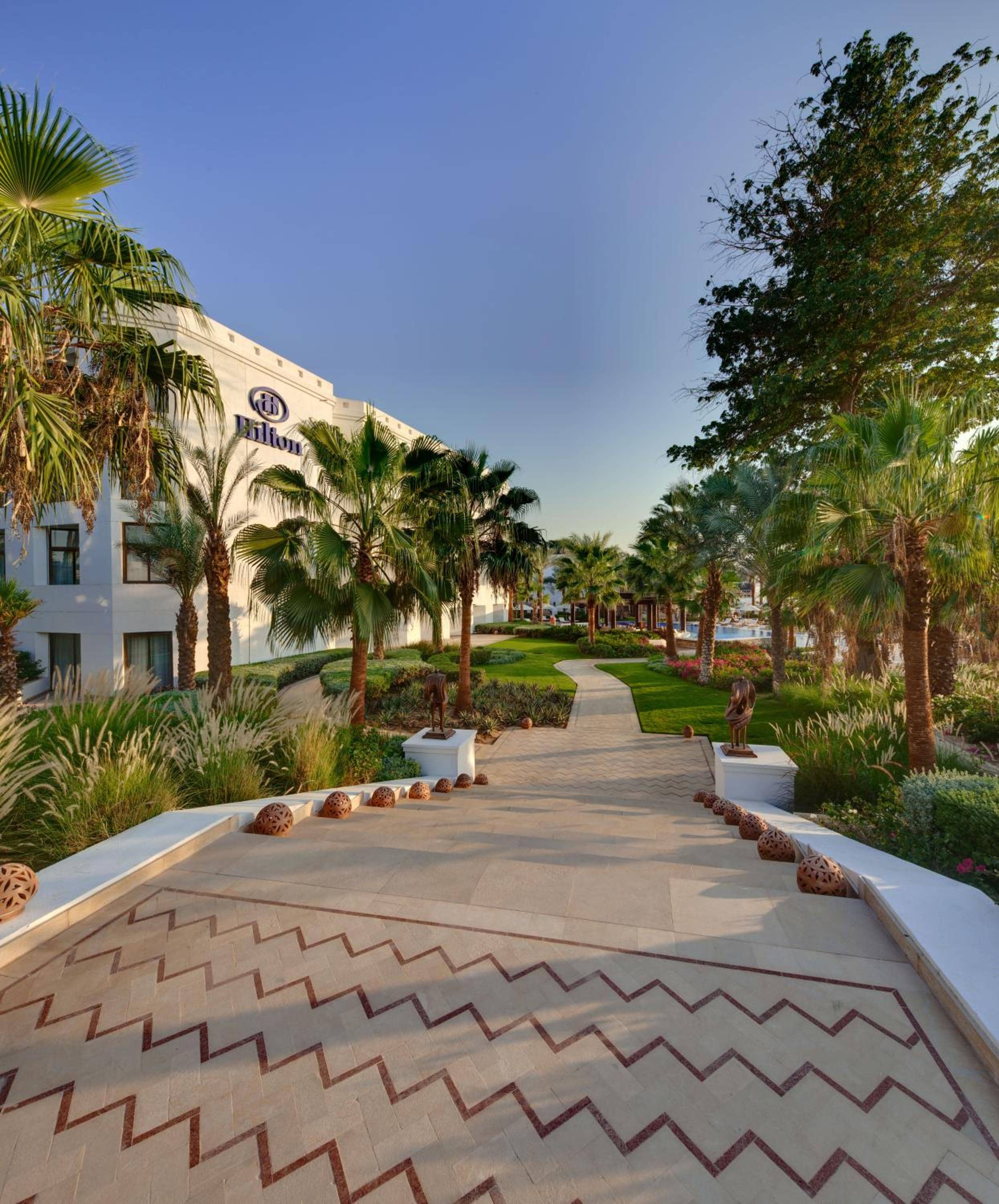 Hilton Luxor Resort & Spa