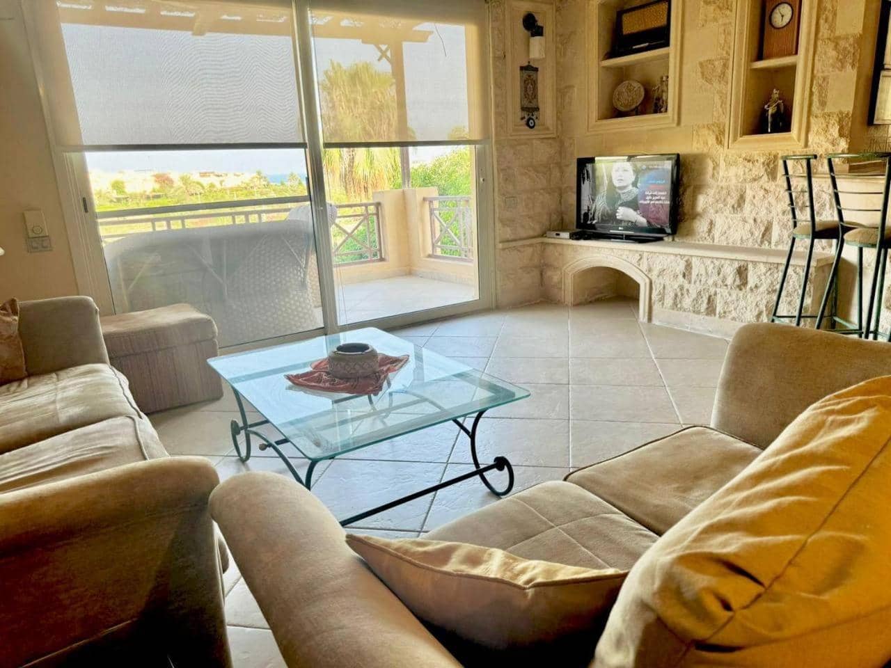 3BRS Charming Chalet 4-Min to Beach — 2